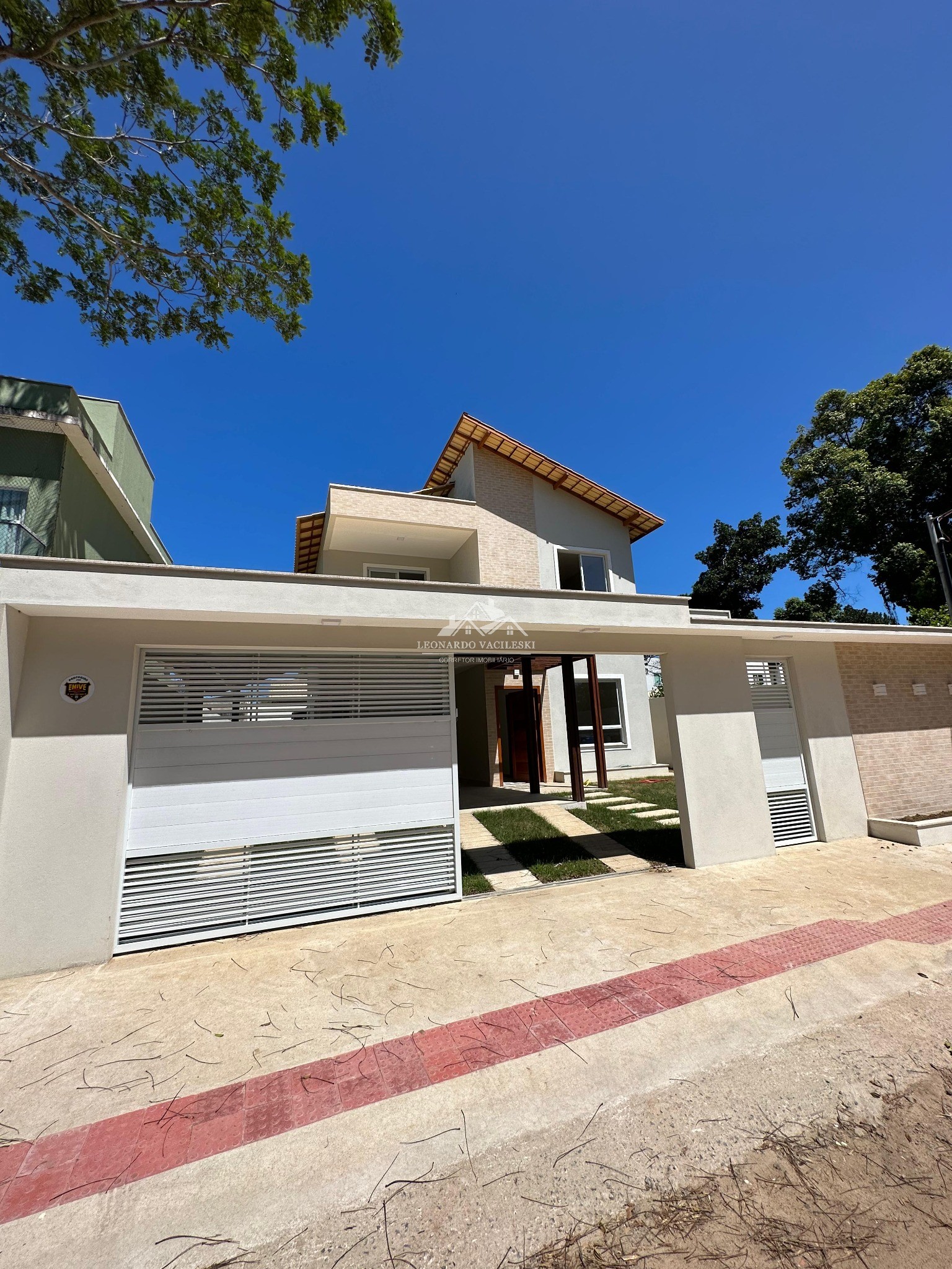 Casa, 3 quartos, 198 m² - Foto 1