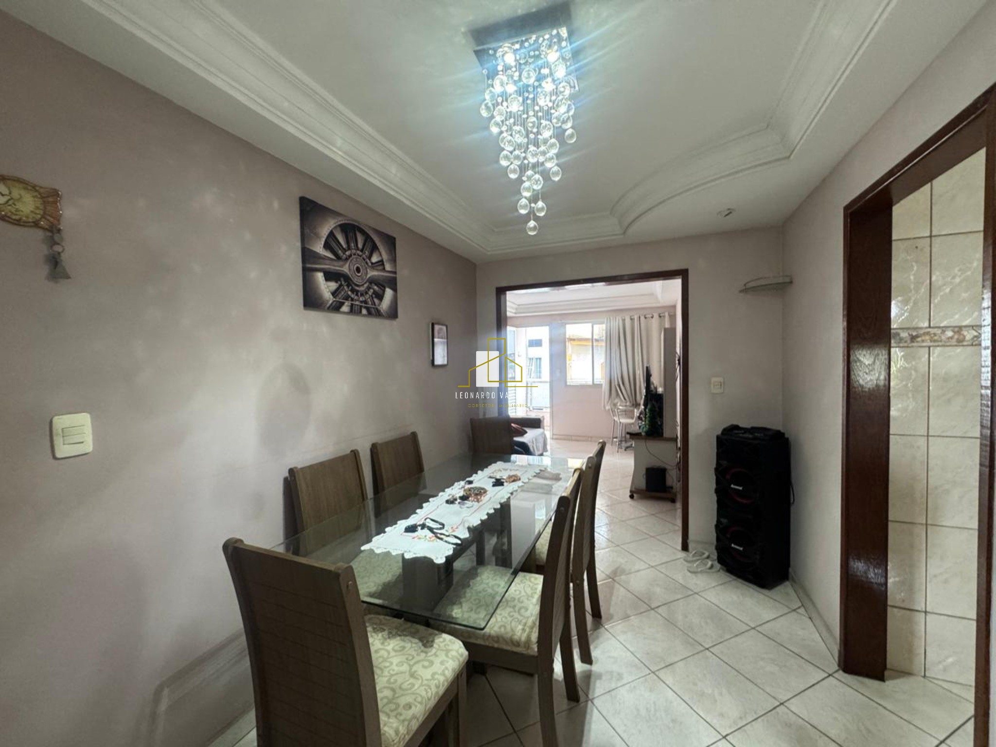 Apartamento à venda com 3 quartos, 100m² - Foto 3