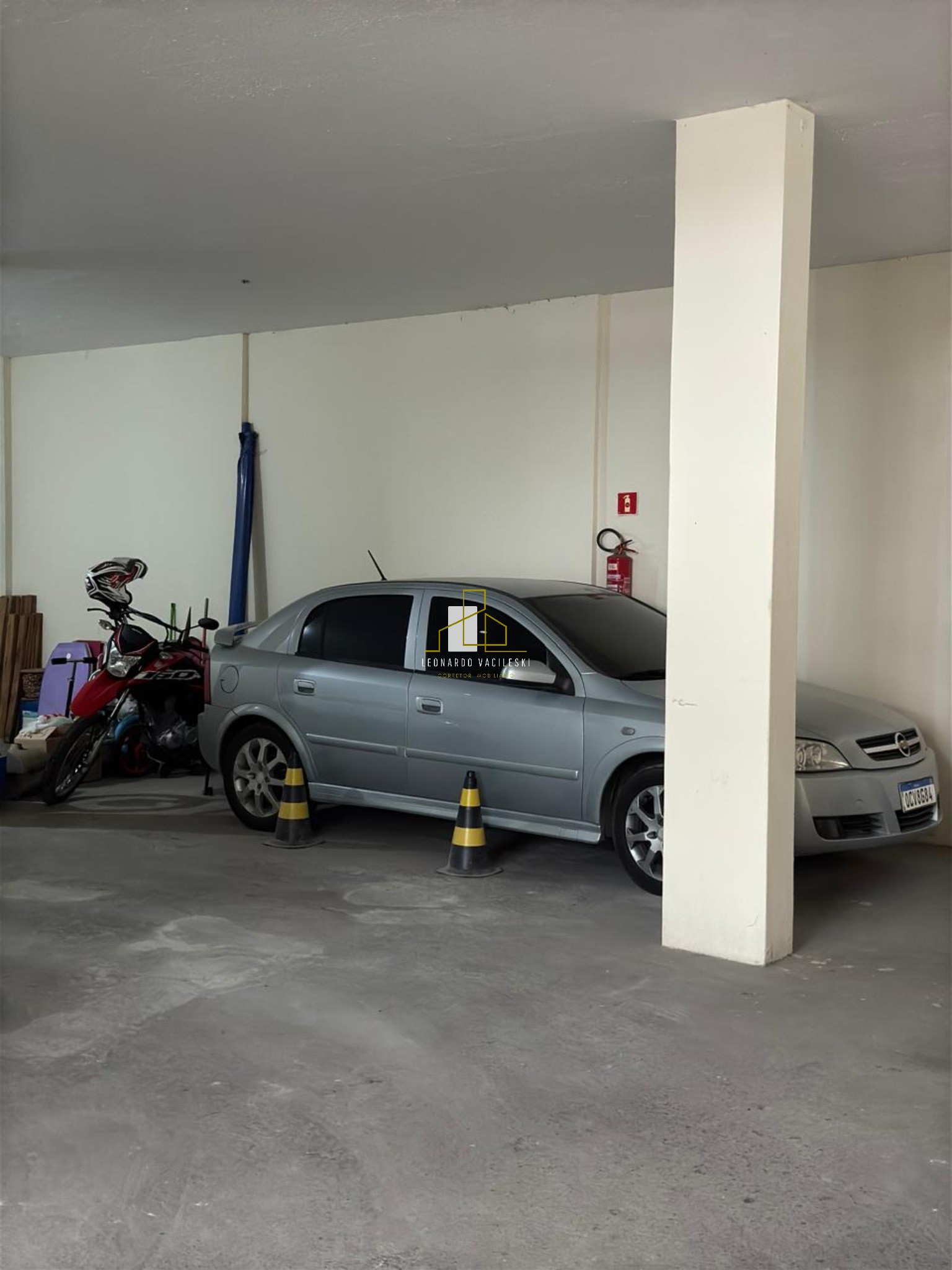 Apartamento à venda com 3 quartos, 100m² - Foto 13