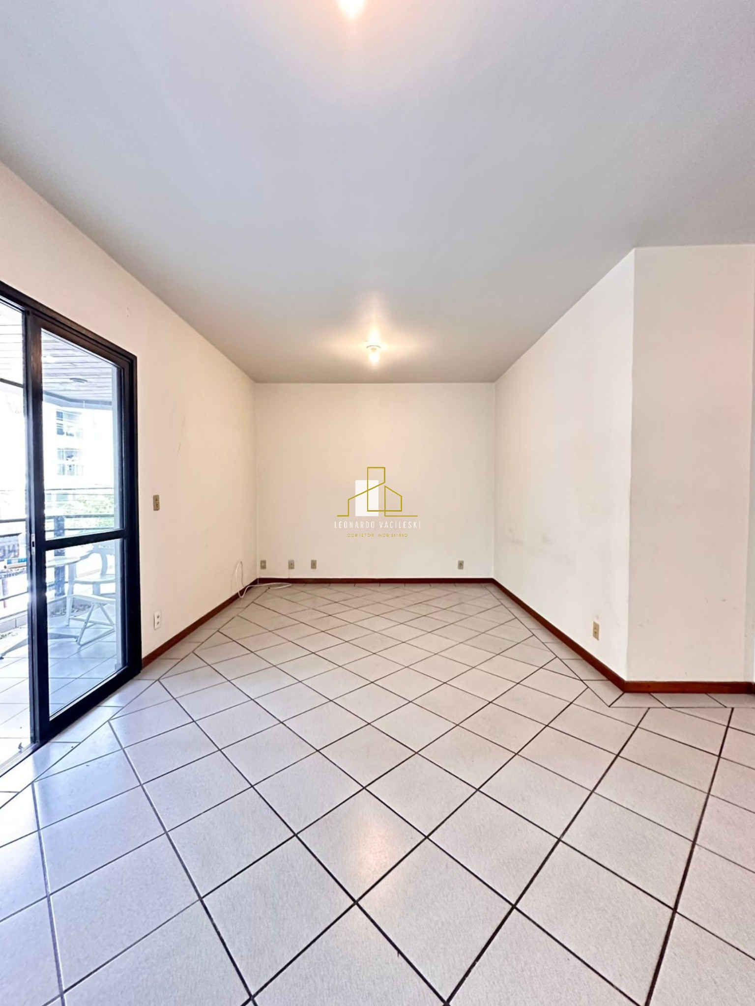 Apartamento, 3 quartos, 156 m² - Foto 2