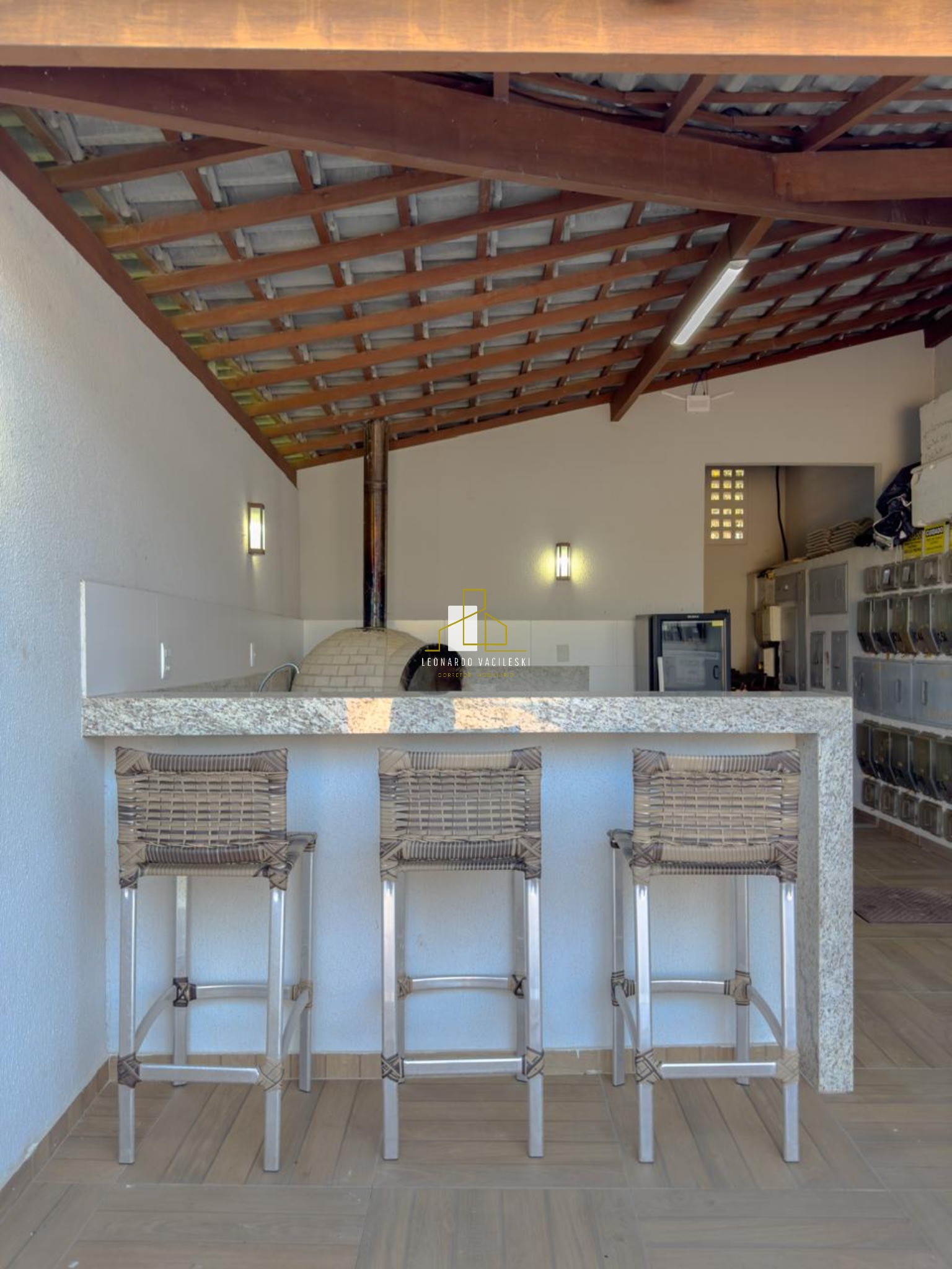 Casa à venda com 4 quartos, 147m² - Foto 26