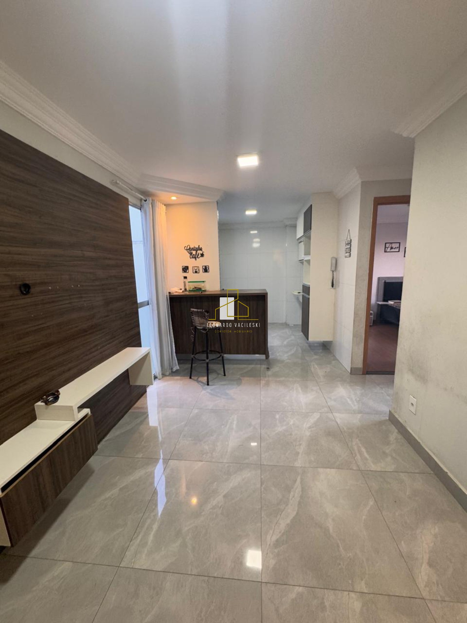 Apartamento à venda com 2 quartos, 42m² - Foto 1