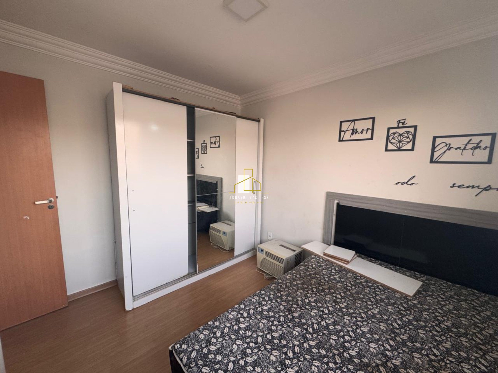 Apartamento à venda com 2 quartos, 42m² - Foto 10