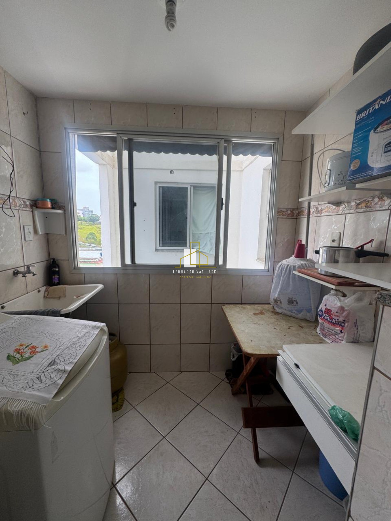 Apartamento à venda com 3 quartos, 100m² - Foto 7