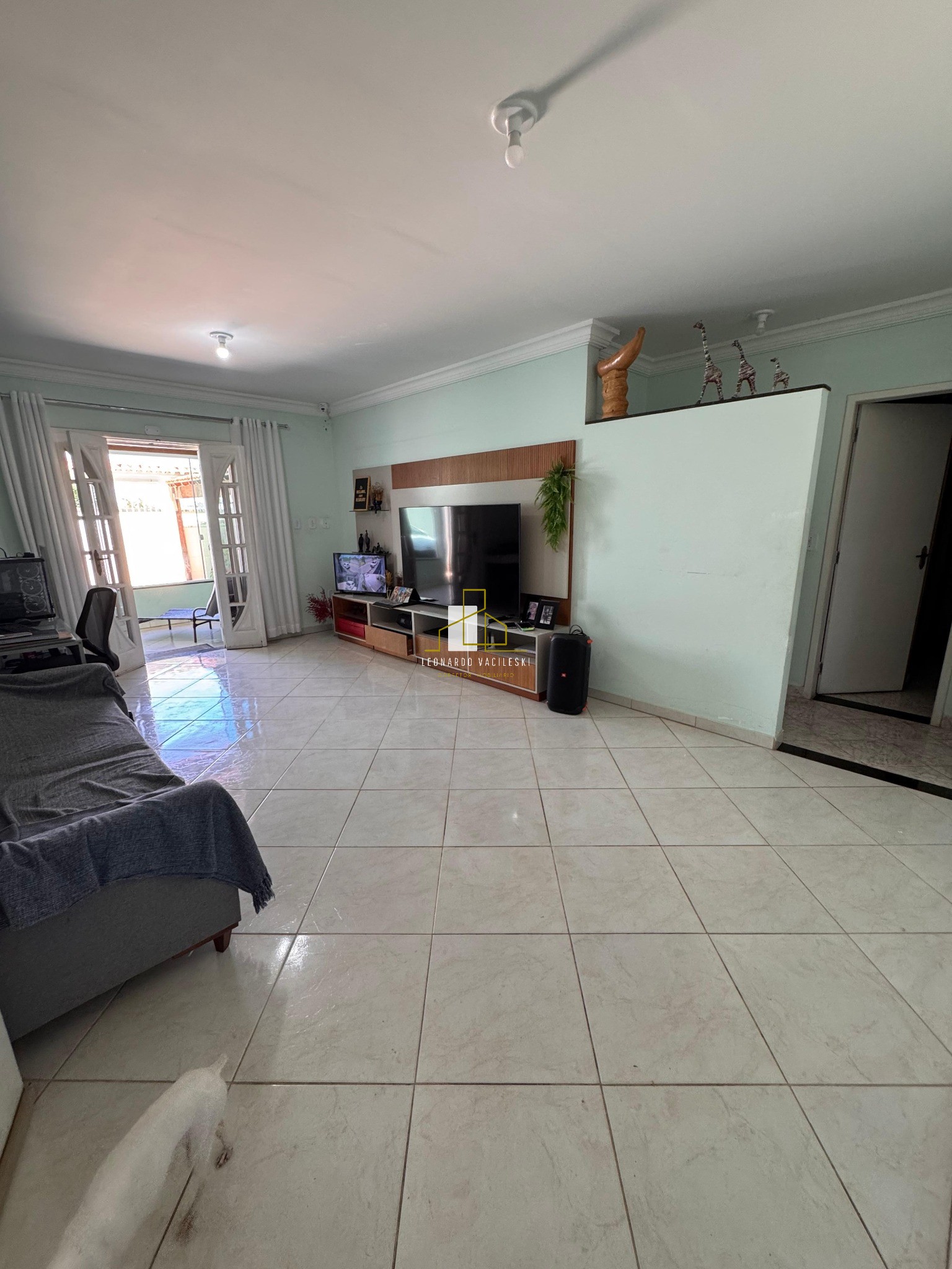 Casa à venda com 3 quartos, 252m² - Foto 7
