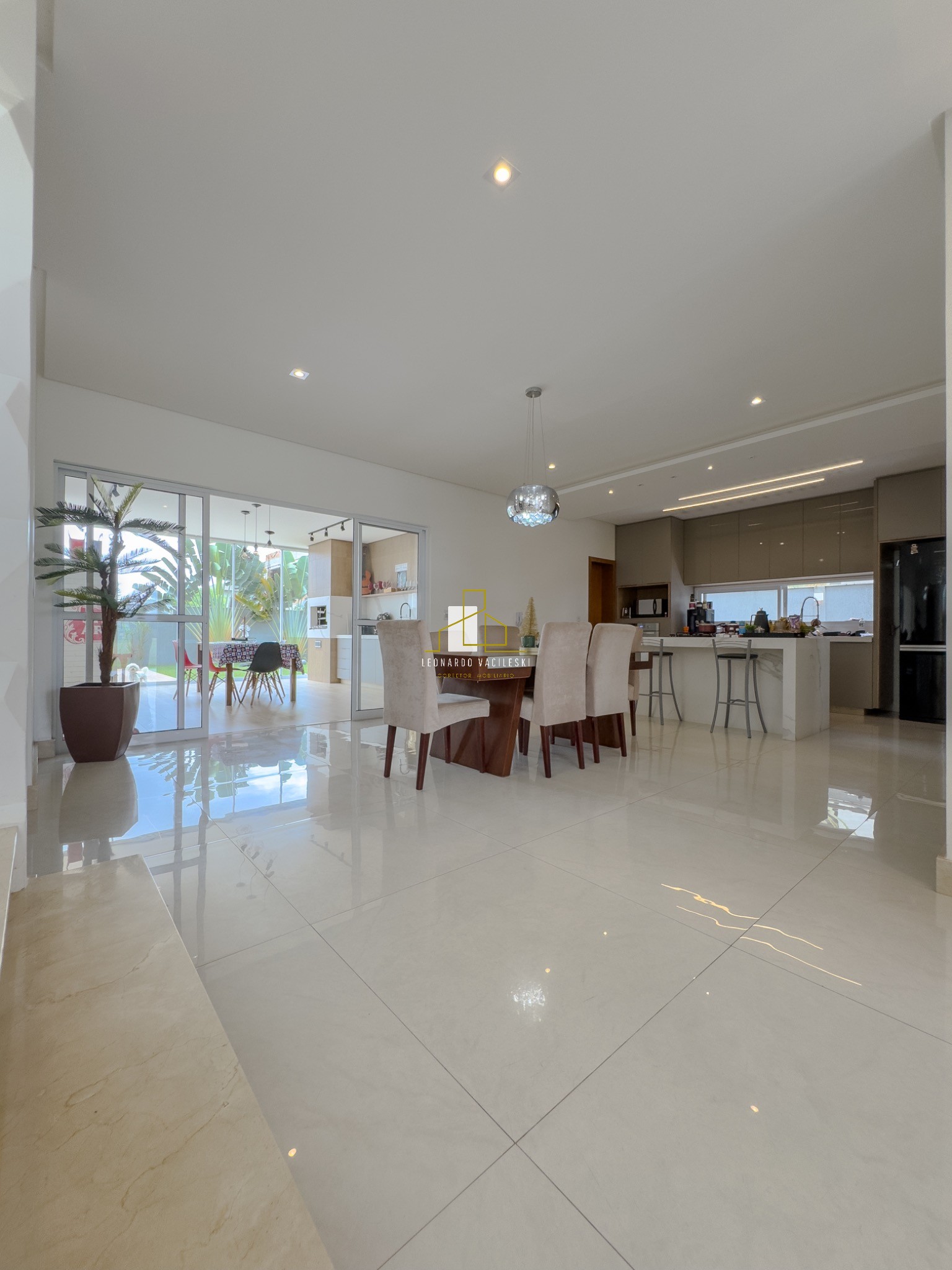 Casa à venda com 4 quartos - Foto 7