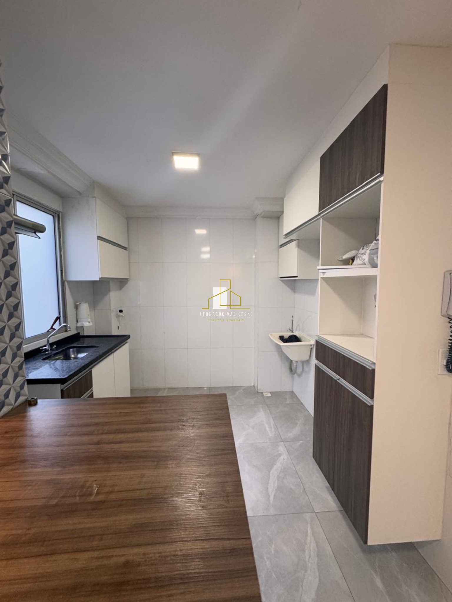Apartamento à venda com 2 quartos, 42m² - Foto 4