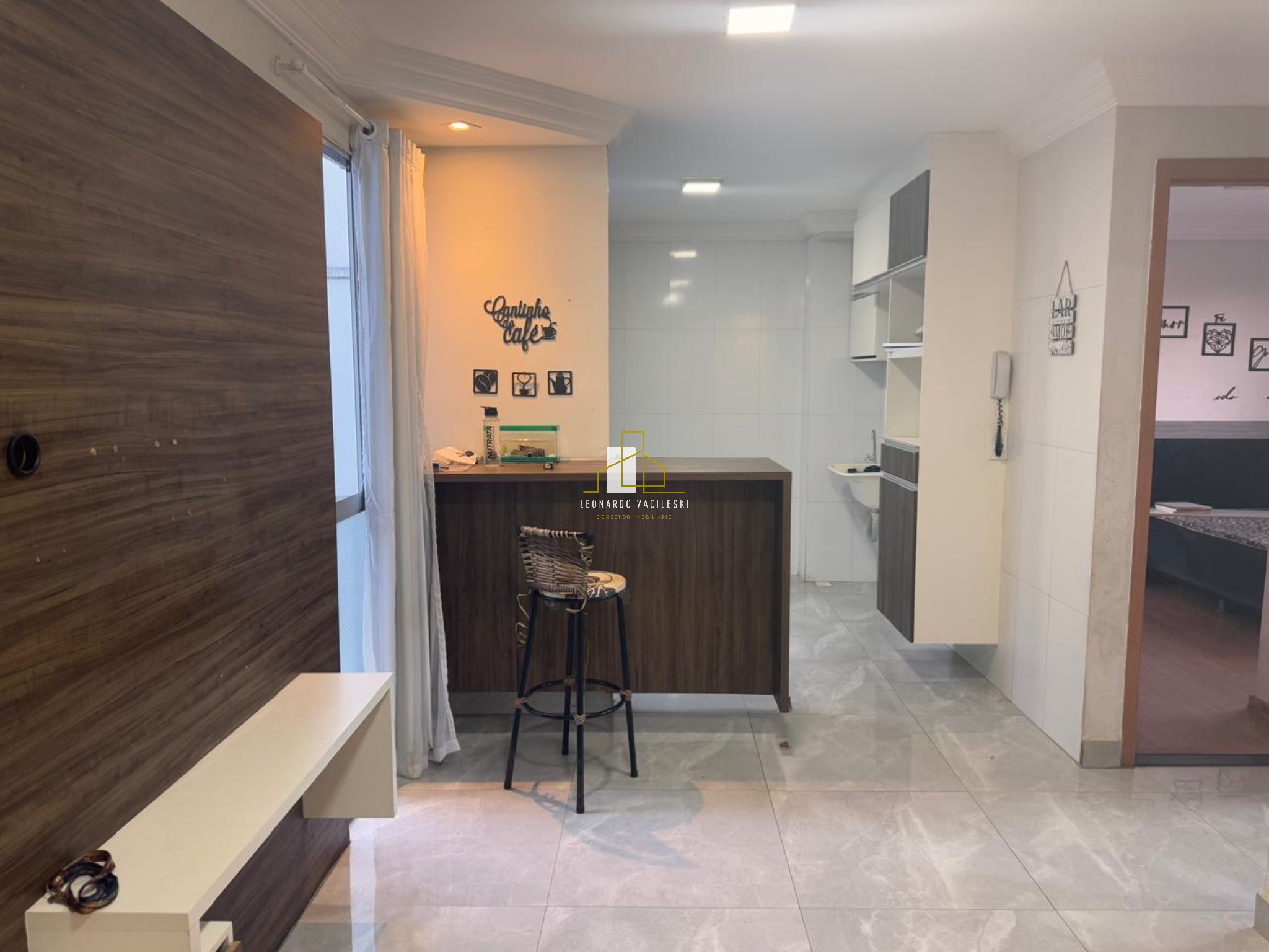 Apartamento à venda com 2 quartos, 42m² - Foto 3