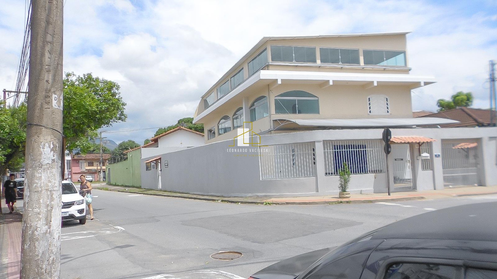 Prédio Inteiro à venda com 6 quartos - Foto 2
