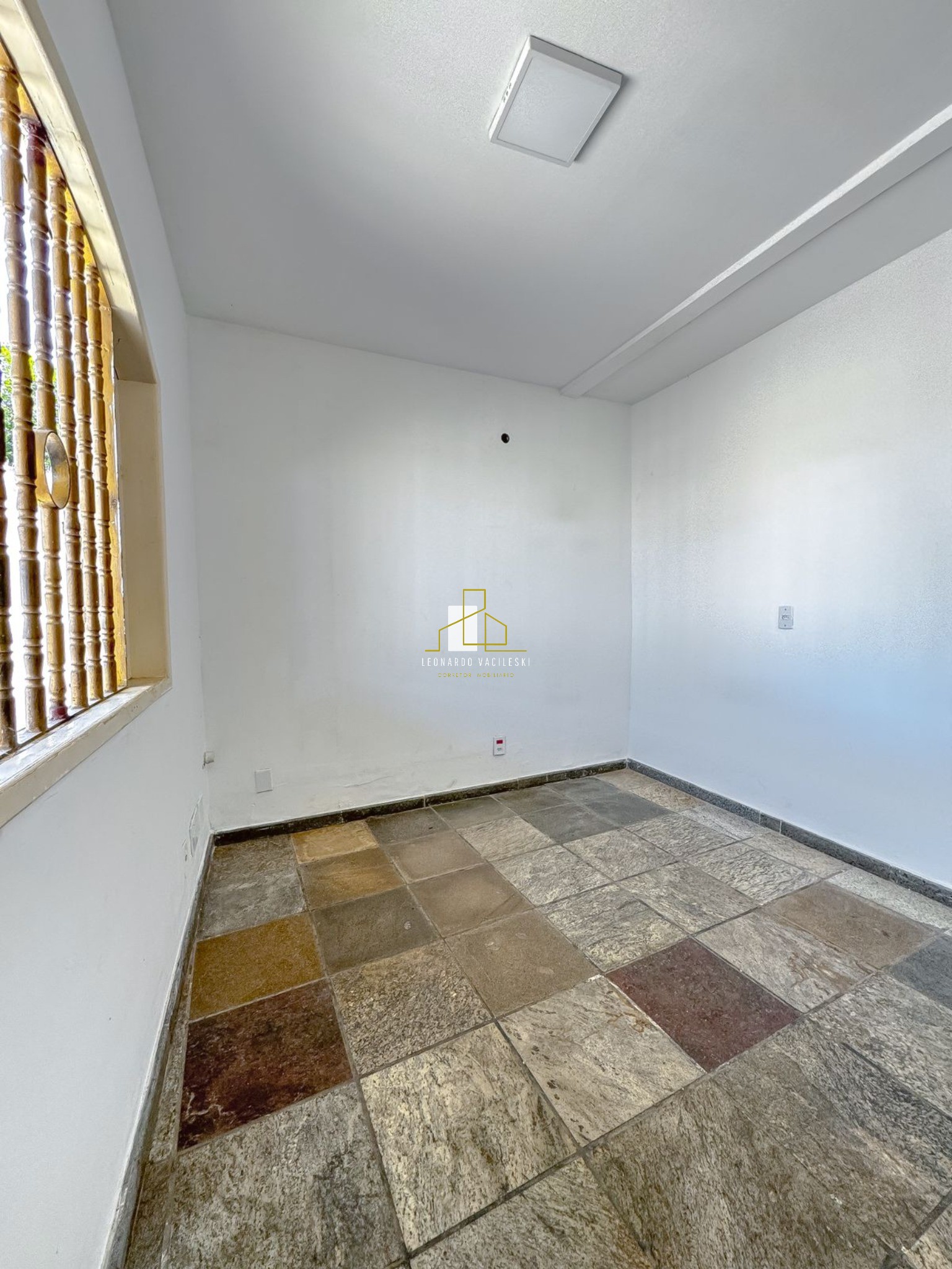 Prédio Inteiro à venda com 6 quartos - Foto 35
