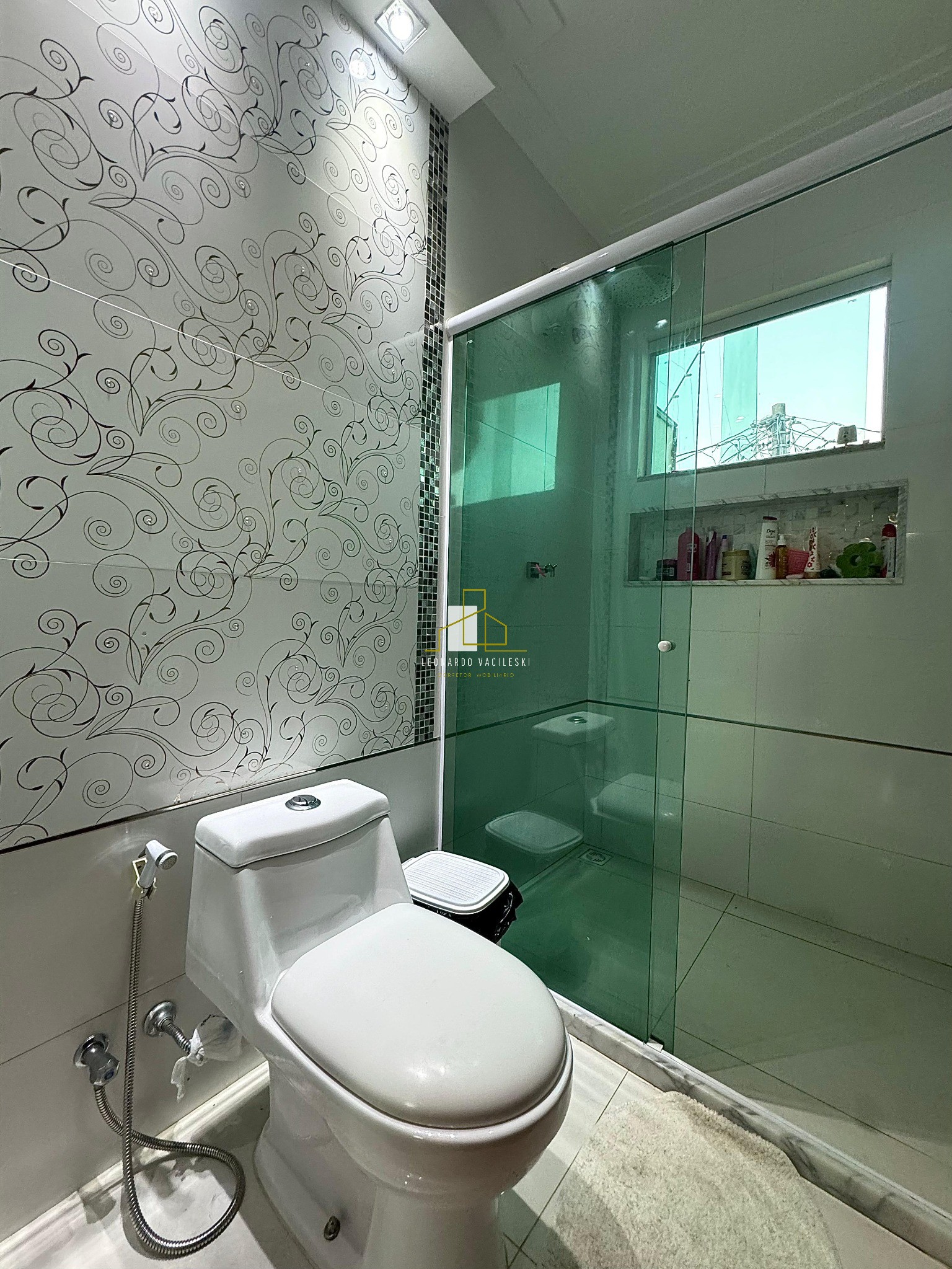 Casa à venda com 3 quartos, 300m² - Foto 24