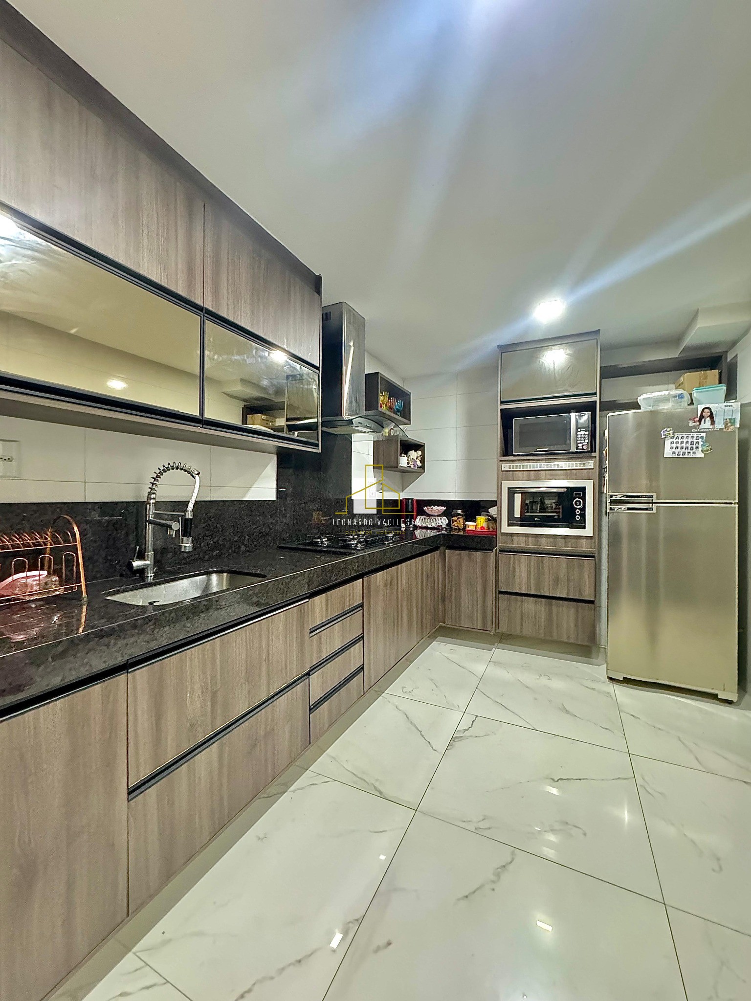 Casa à venda com 3 quartos, 300m² - Foto 13