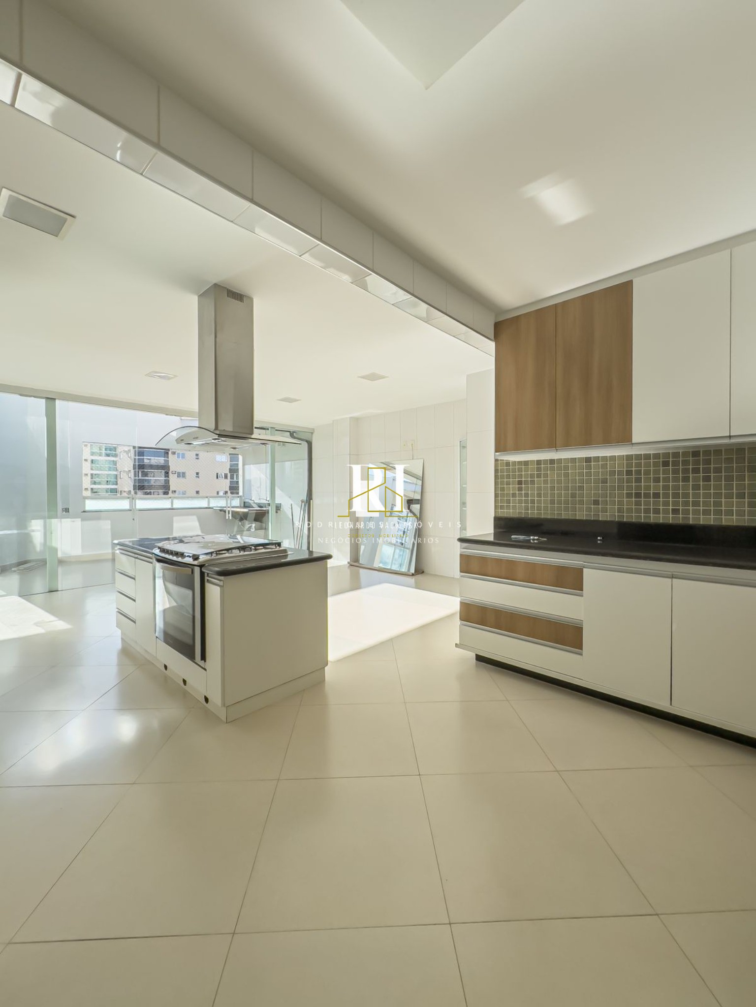 Apartamento, 3 quartos, 160 m² - Foto 5