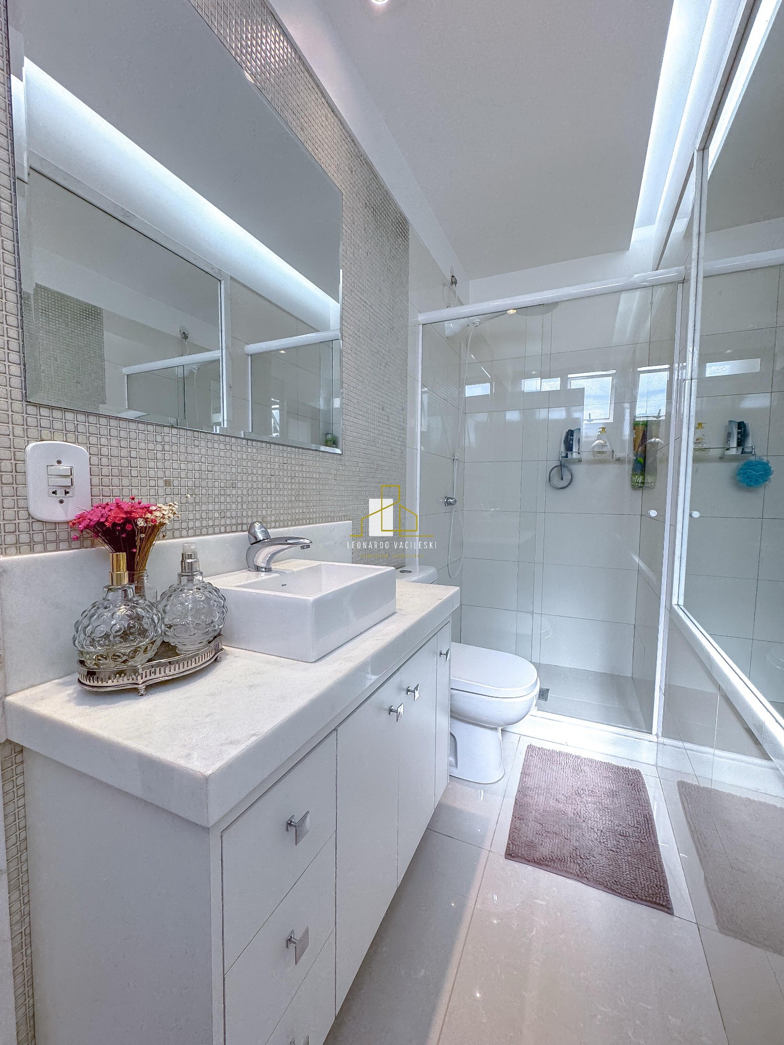 Casa à venda com 3 quartos, 200m² - Foto 20