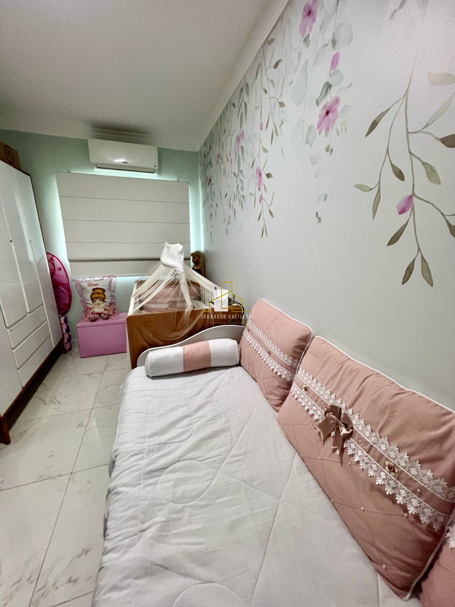 Apartamento à venda com 3 quartos, 115m² - Foto 9
