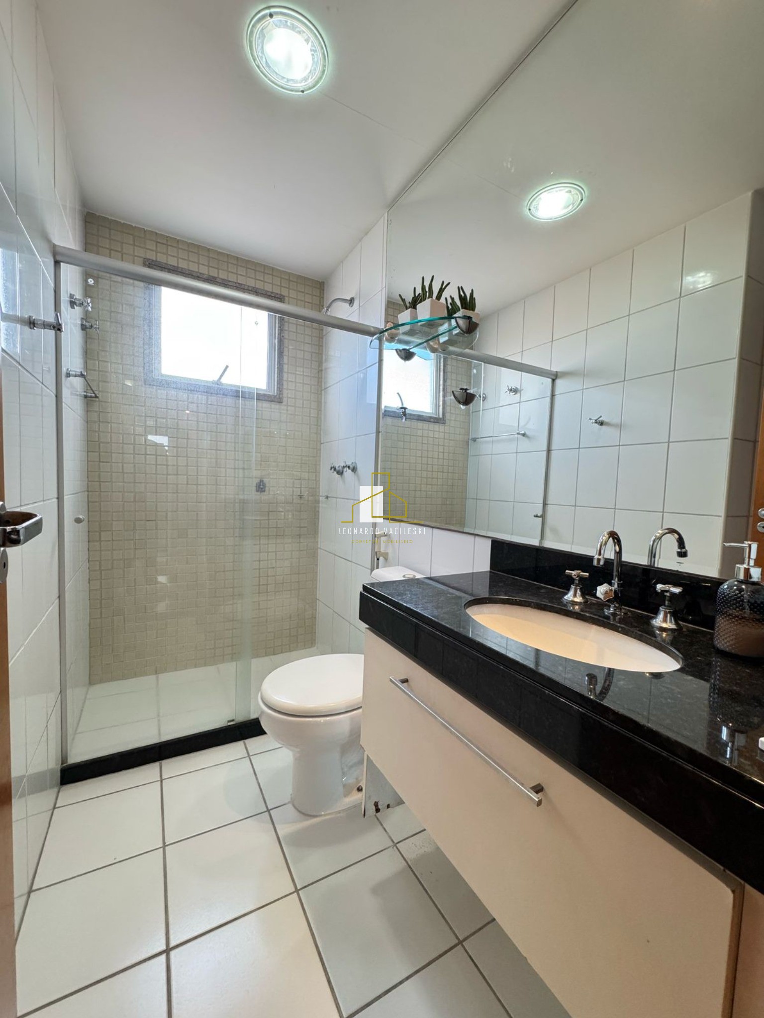 Apartamento à venda com 3 quartos, 144m² - Foto 12
