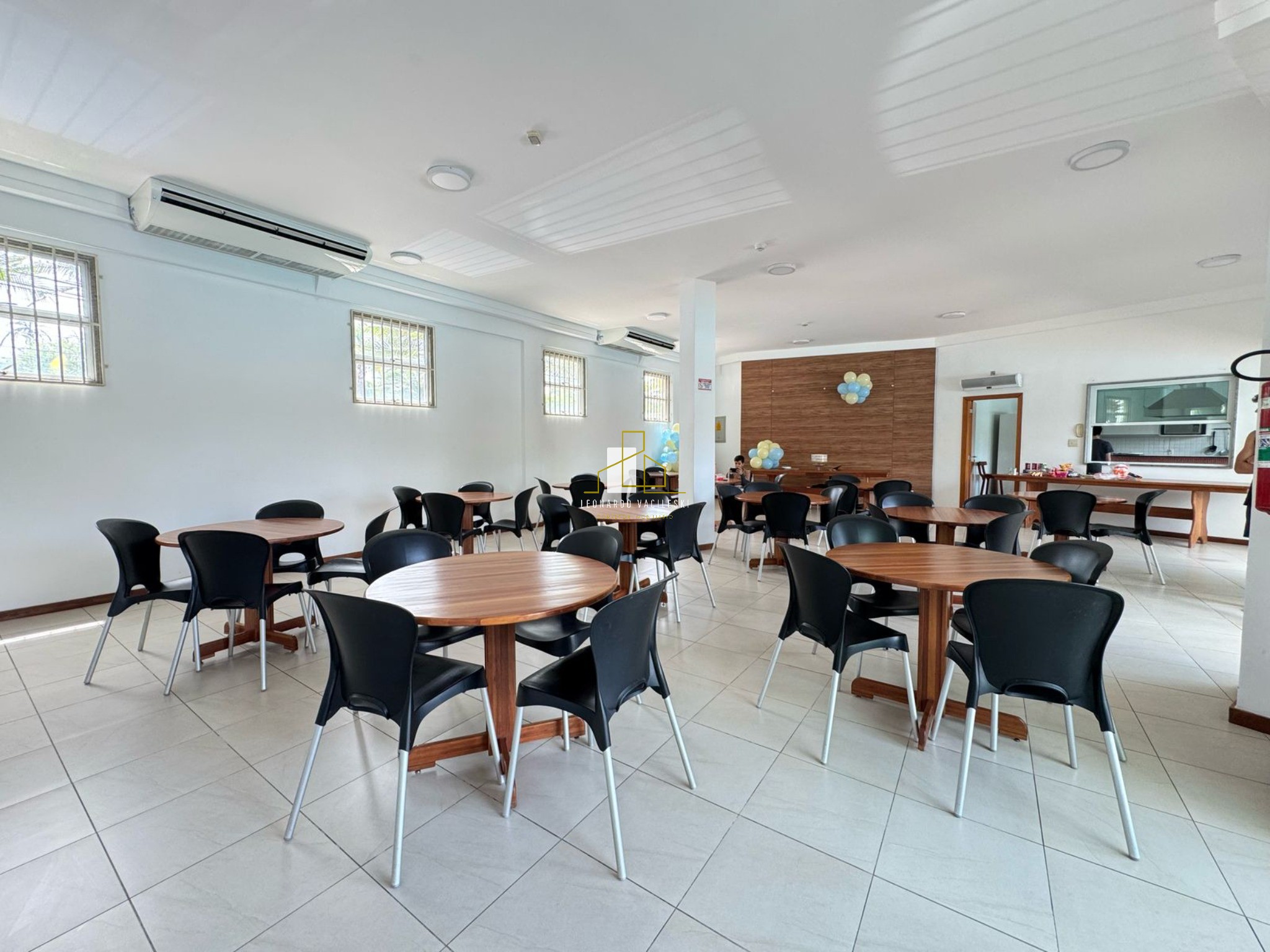 Apartamento à venda com 3 quartos, 144m² - Foto 26