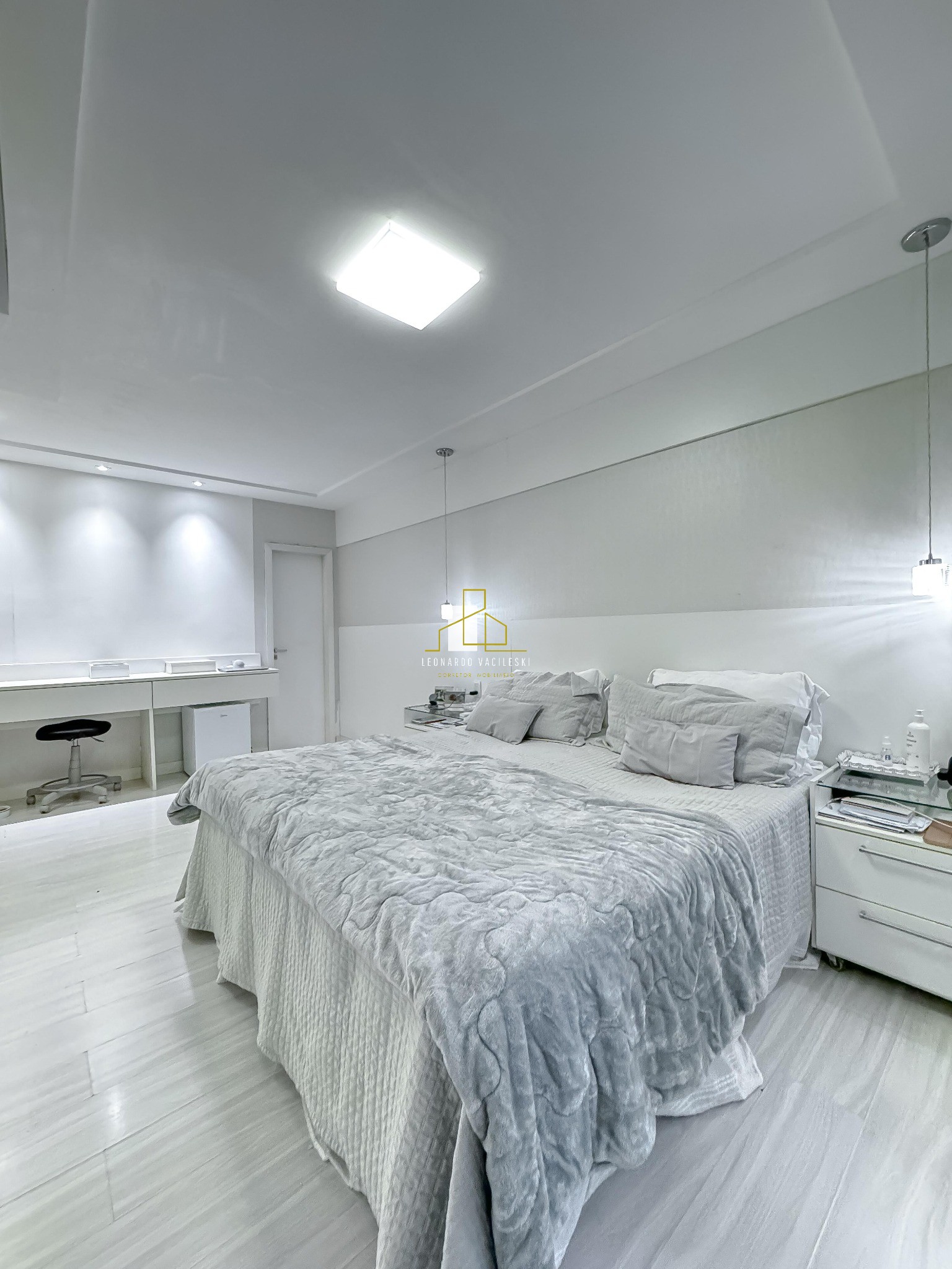Casa à venda com 3 quartos, 127m² - Foto 12