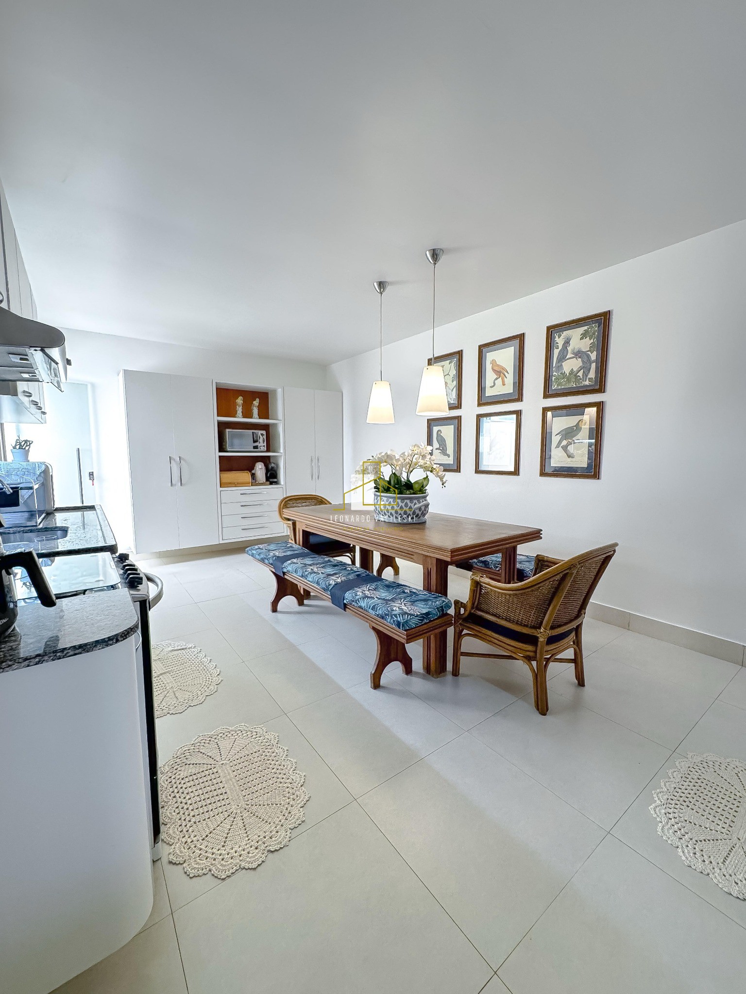 Casa à venda com 3 quartos, 200m² - Foto 14