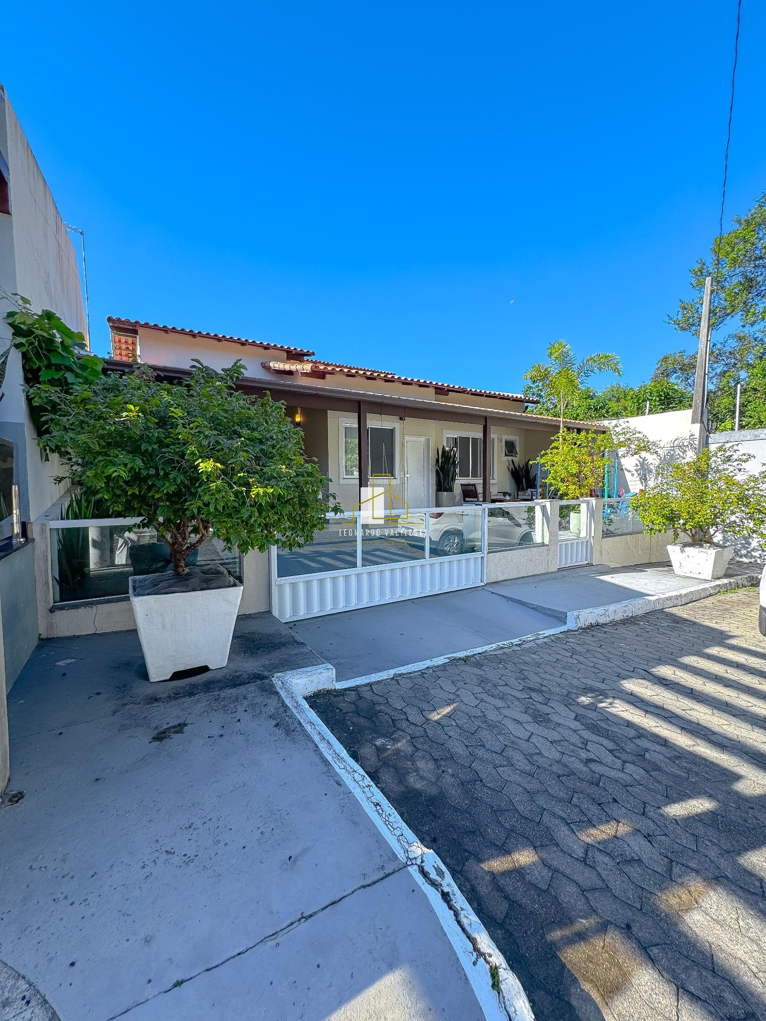 Casa à venda com 3 quartos, 200m² - Foto 25