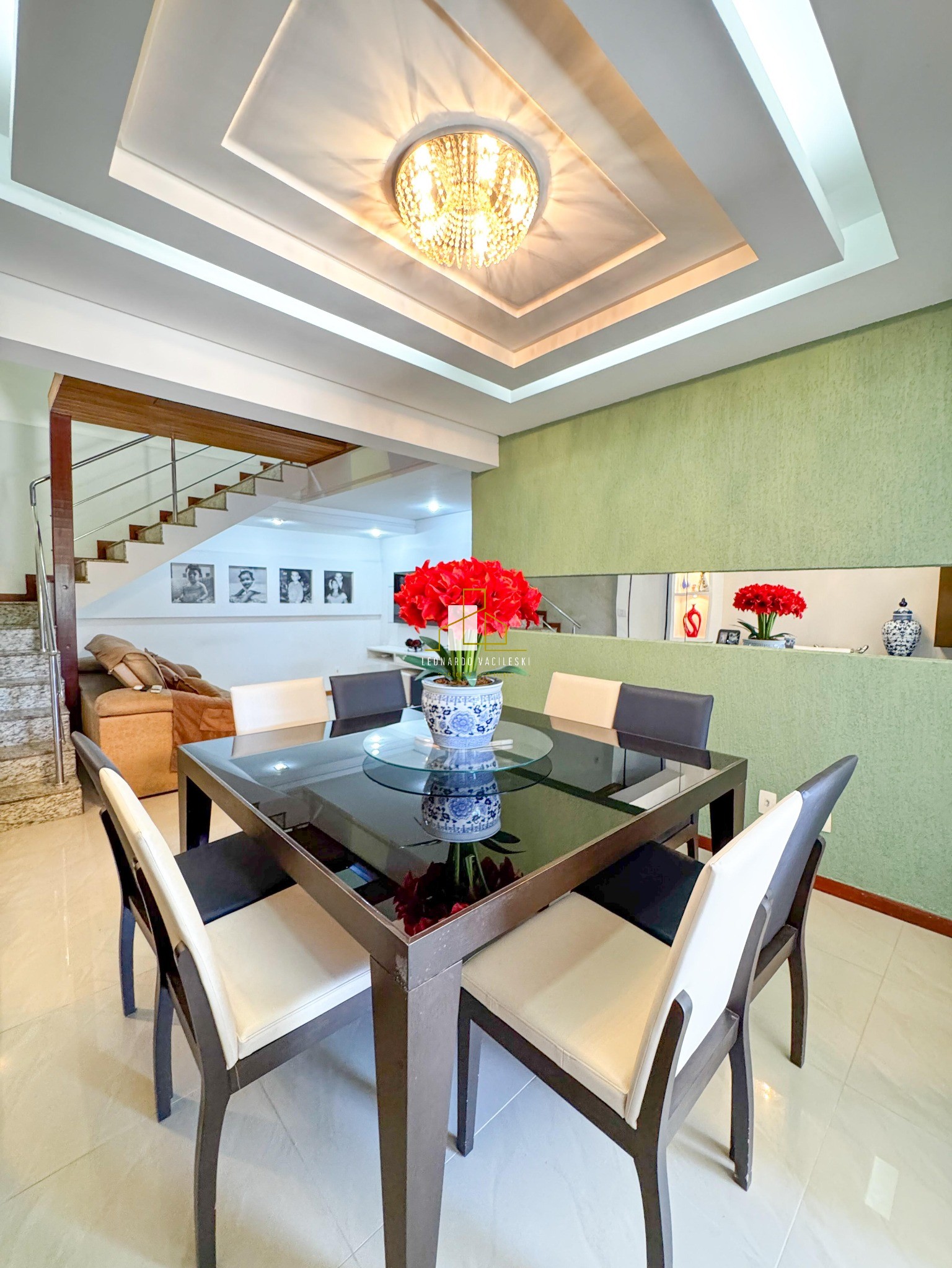 Casa, 5 quartos, 240 m² - Foto 4