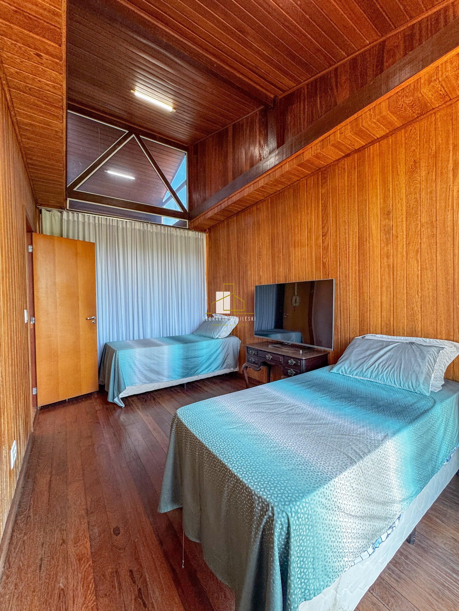 Casa, 5 quartos, 240 m² - Foto 19