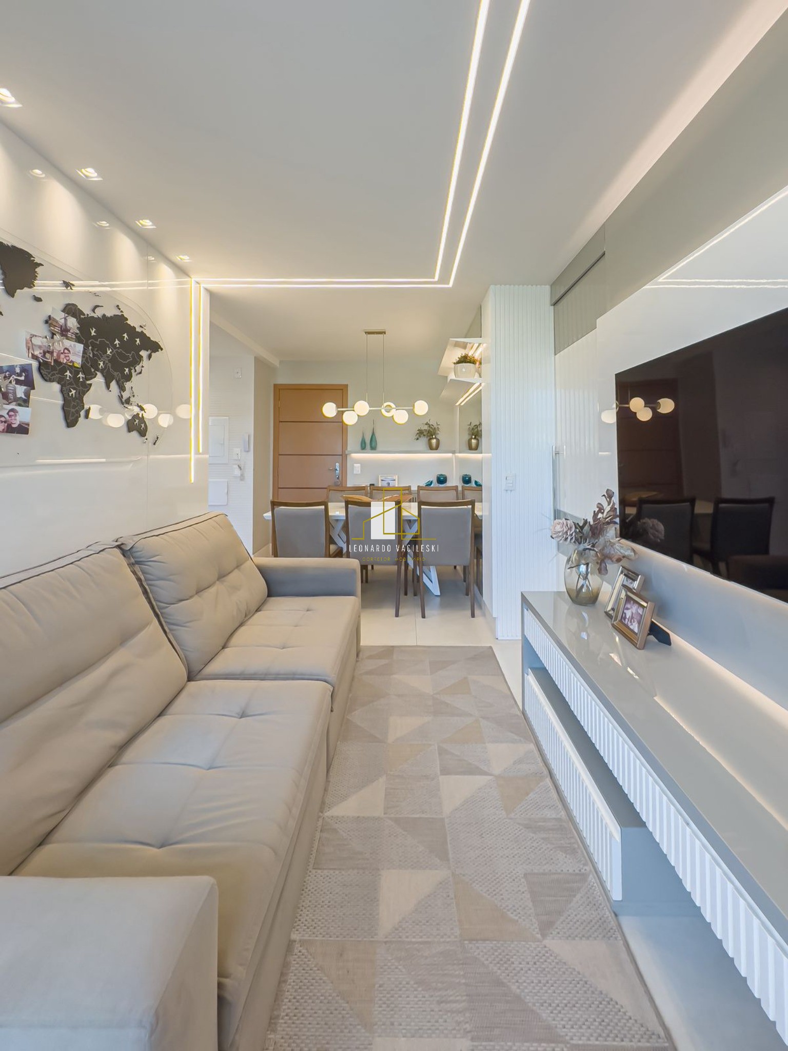 Apartamento à venda com 3 quartos, 76m² - Foto 4