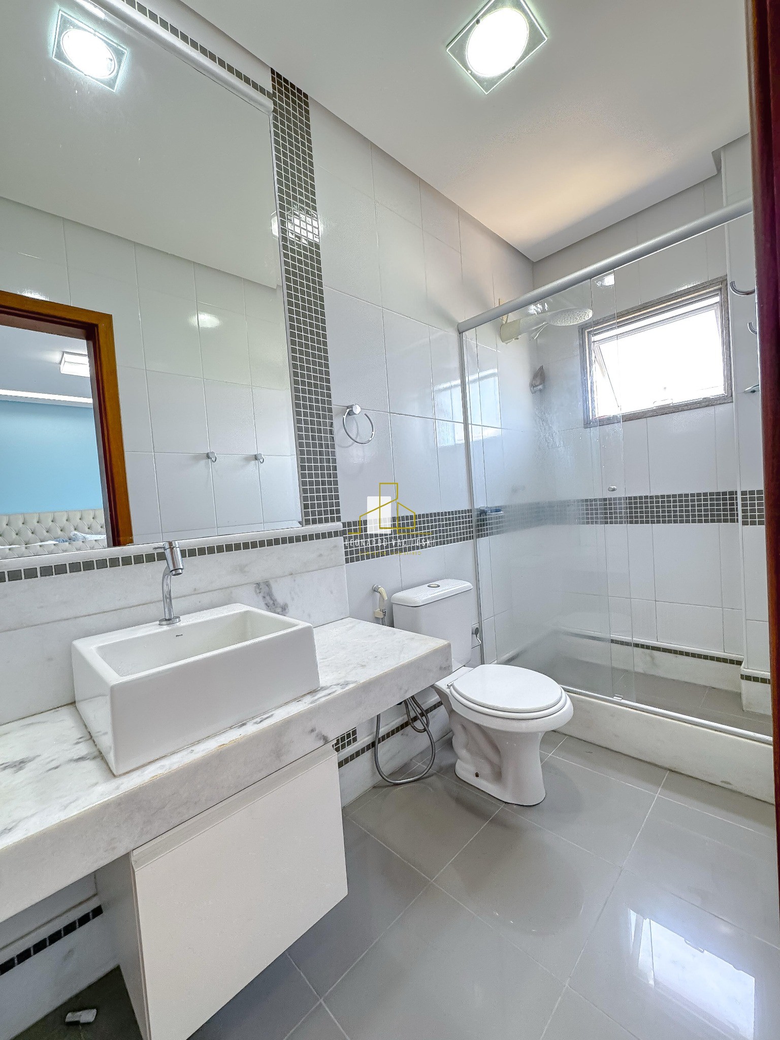 Casa, 5 quartos, 240 m² - Foto 24