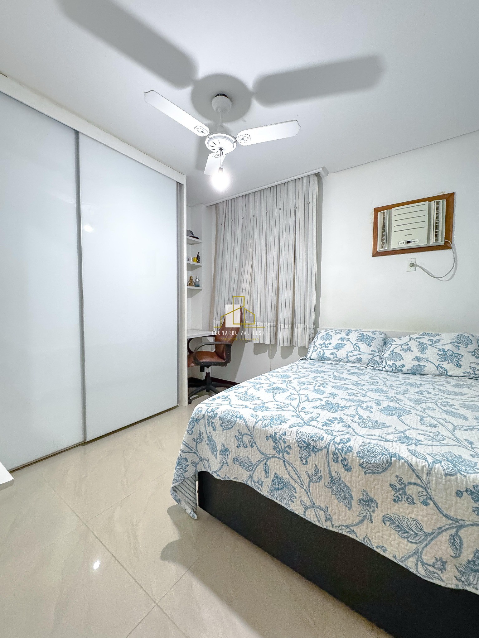 Casa, 5 quartos, 240 m² - Foto 16