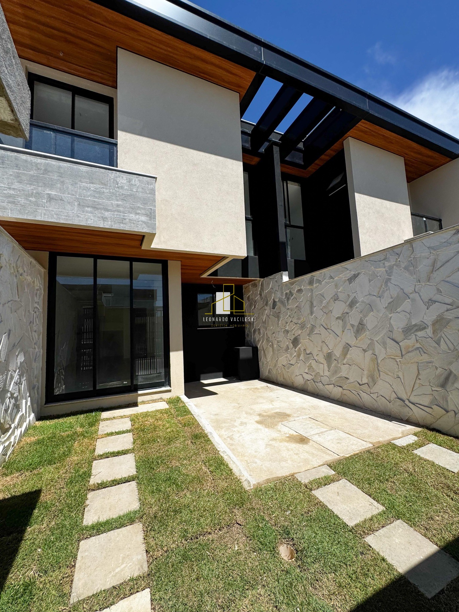 Casa, 2 quartos, 80 m² - Foto 1