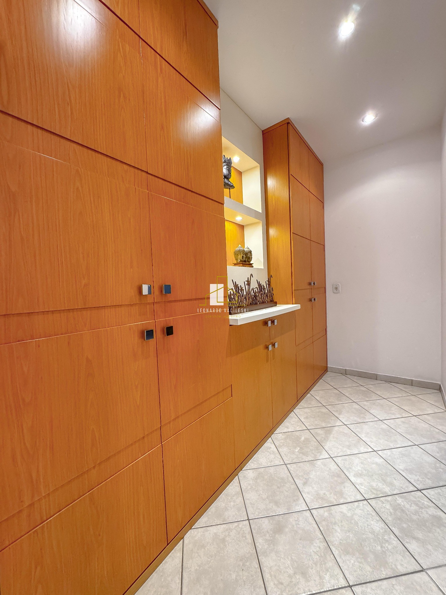 Casa à venda com 3 quartos, 200m² - Foto 6