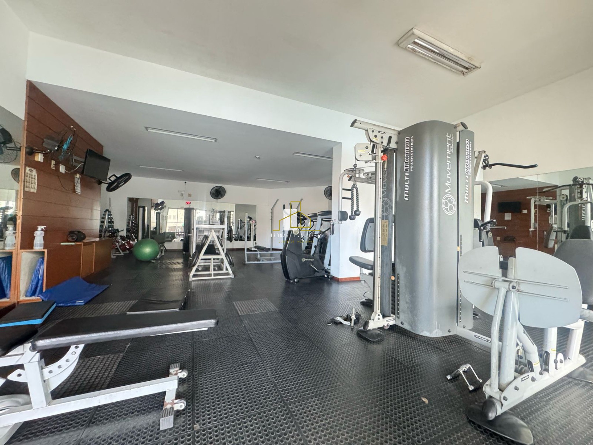 Apartamento à venda com 3 quartos, 144m² - Foto 25