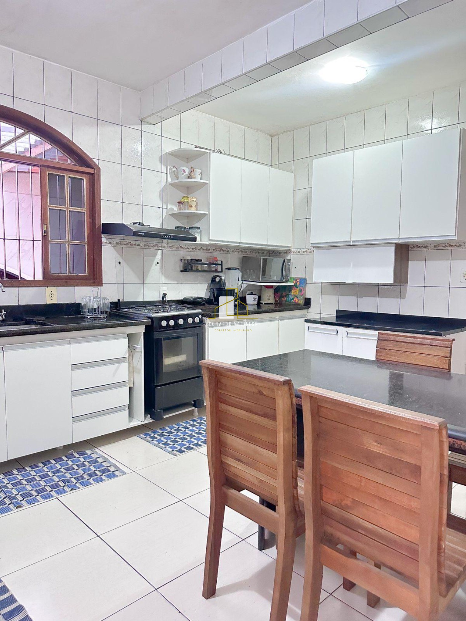 Casa, 4 quartos, 300 m² - Foto 27