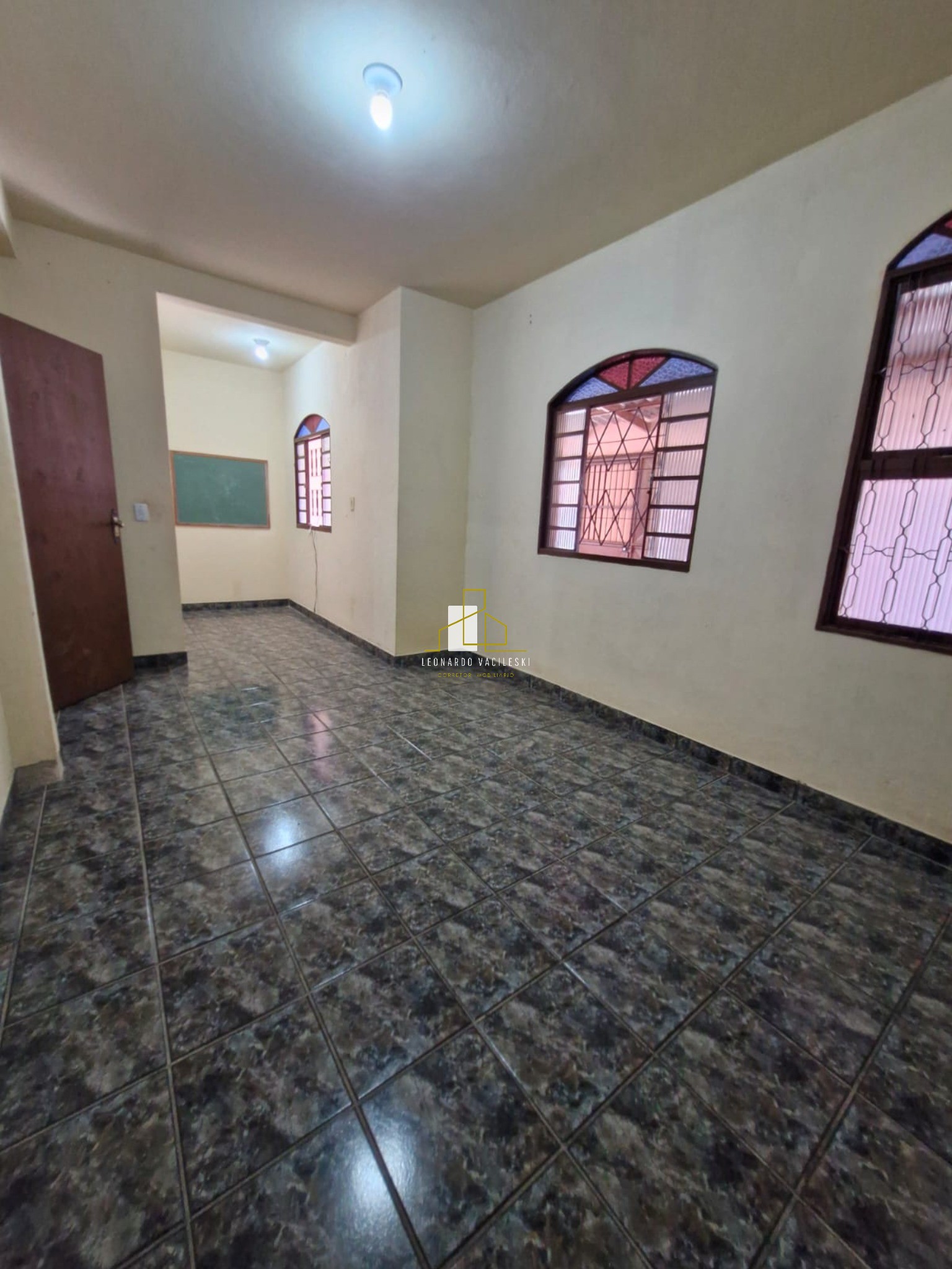 Casa, 4 quartos, 253 m² - Foto 2