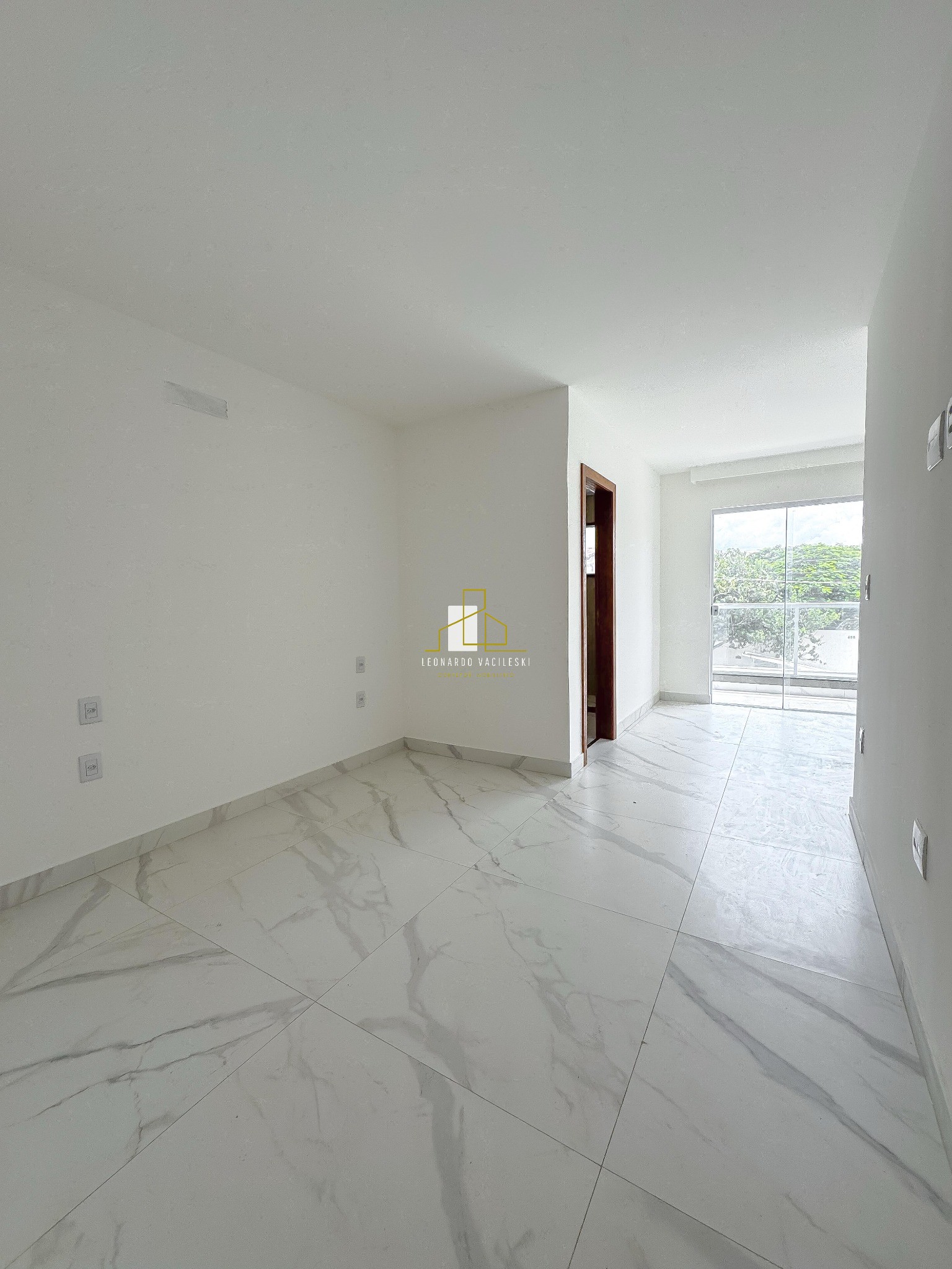 Casa à venda com 3 quartos - Foto 1