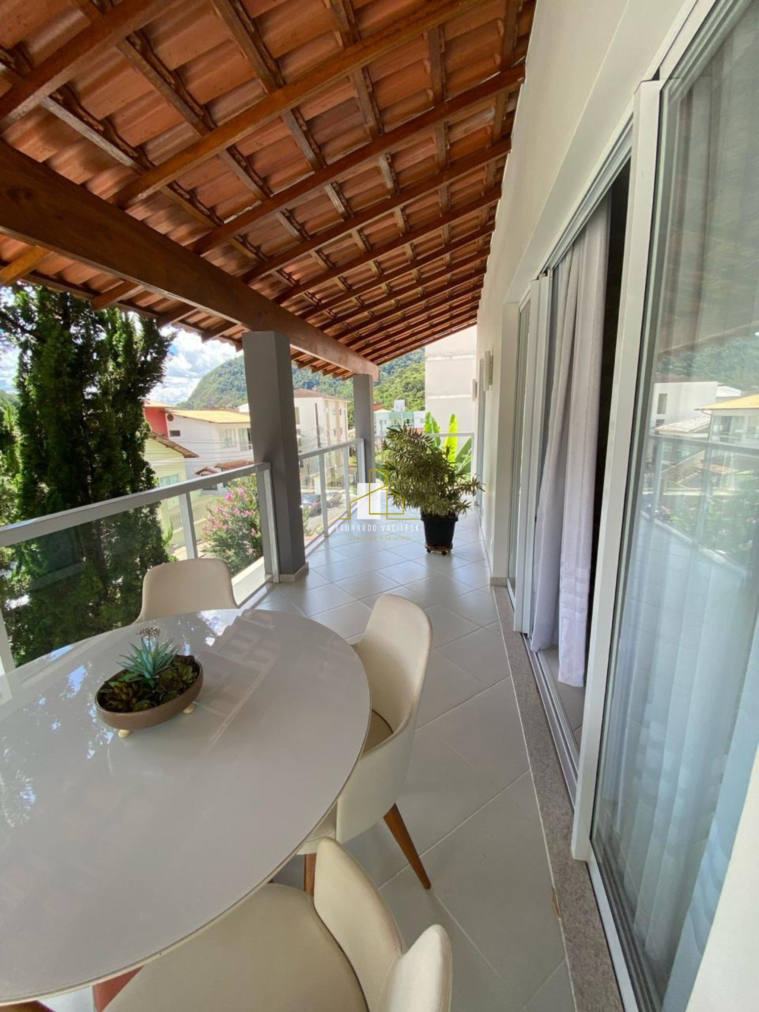 Casa, 3 quartos, 300 m² - Foto 24