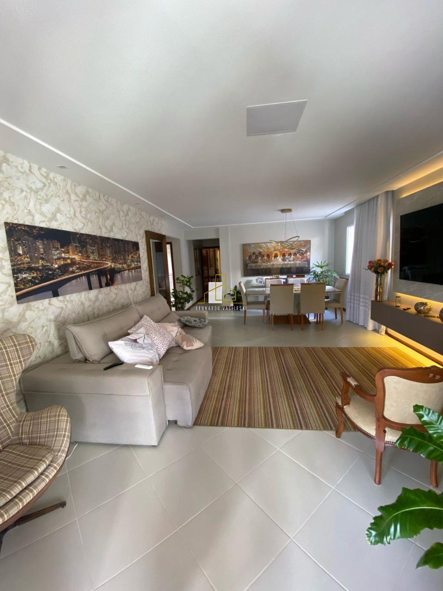 Casa, 3 quartos, 300 m² - Foto 1