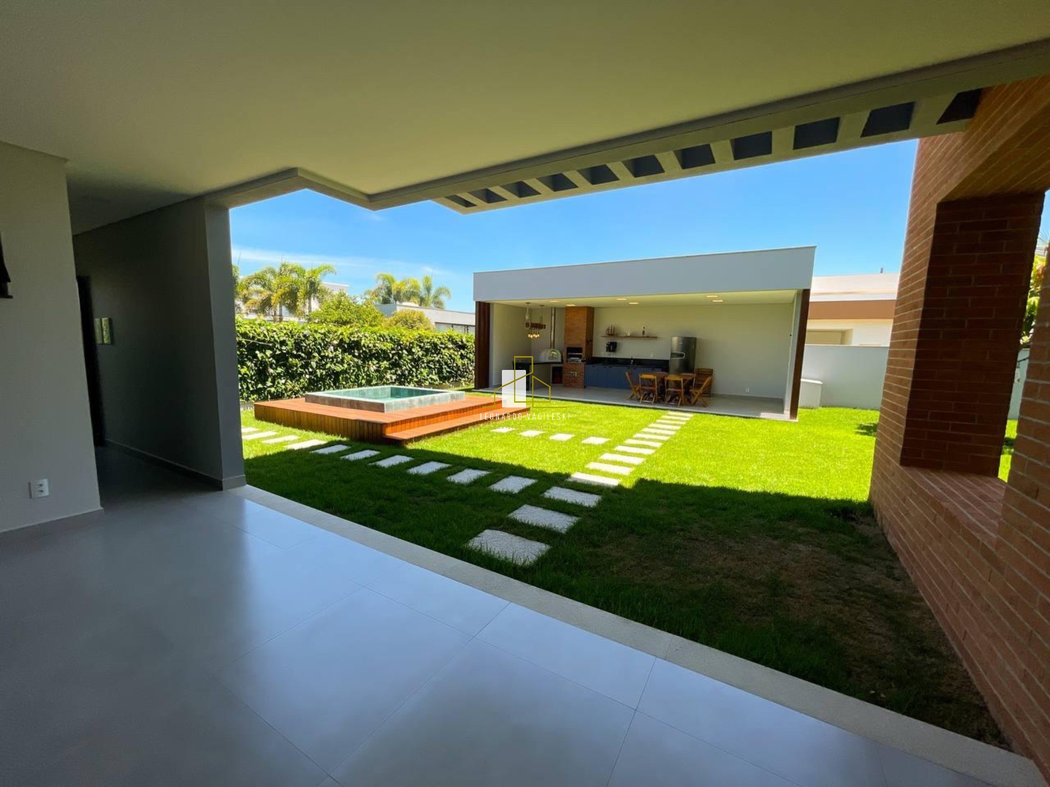 Casa à venda com 4 quartos, 562m² - Foto 20