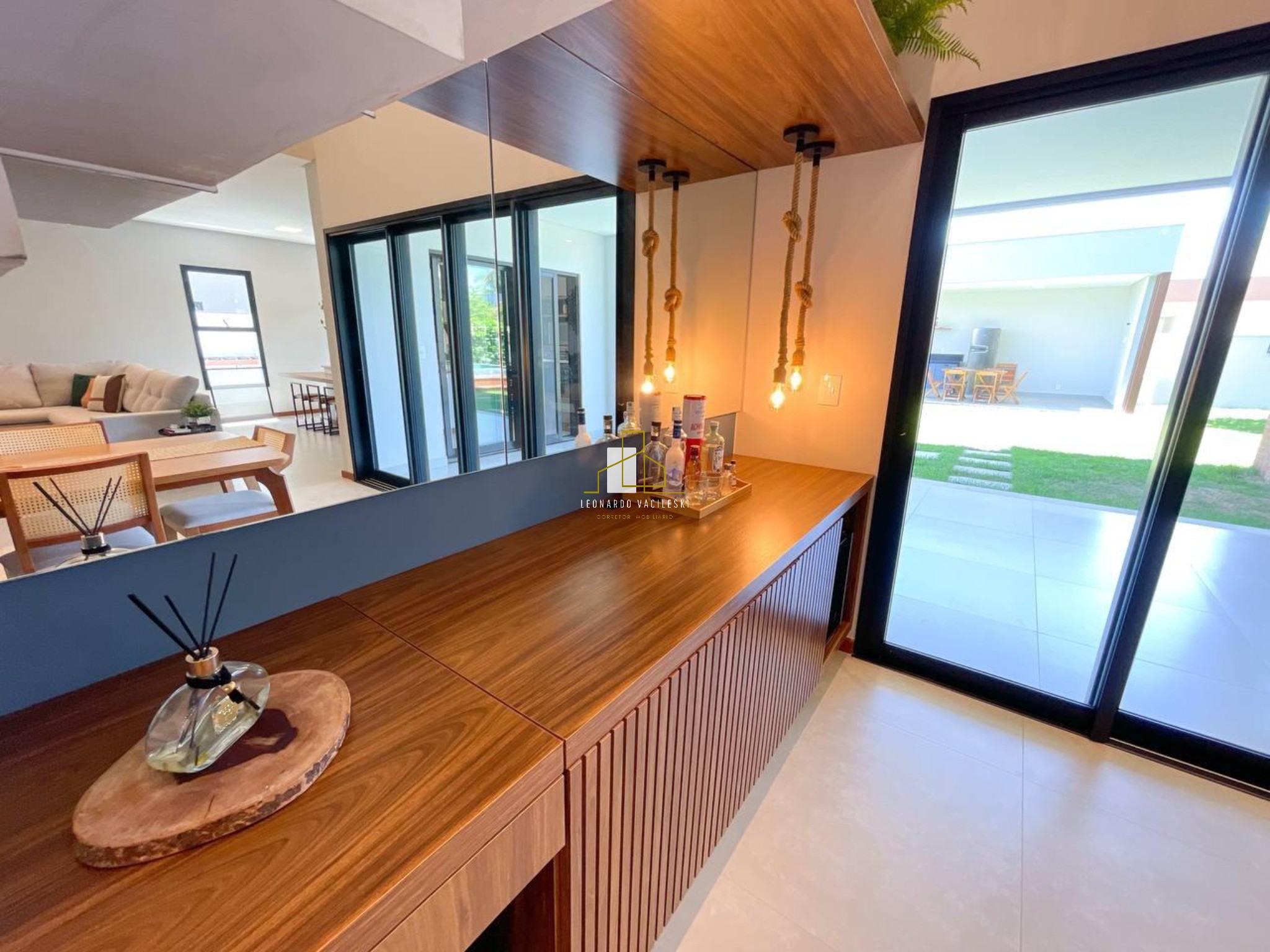 Casa à venda com 4 quartos, 562m² - Foto 8