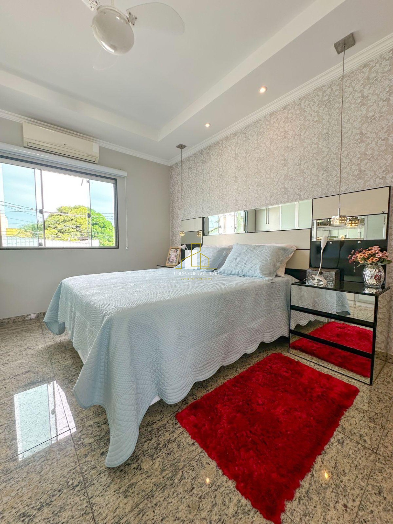 Casa à venda com 4 quartos, 200m² - Foto 6