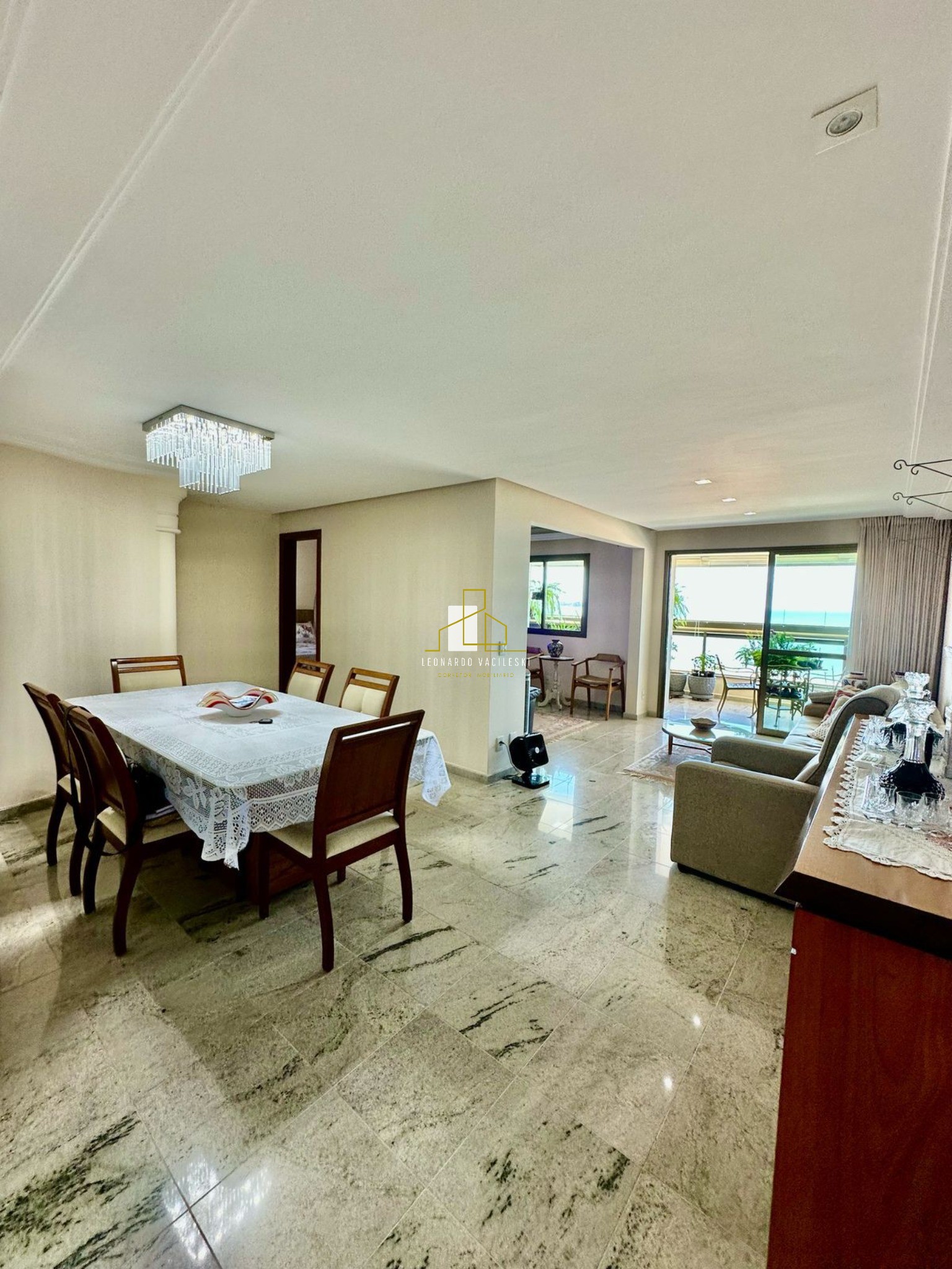 Apartamento, 4 quartos, 147 m² - Foto 1