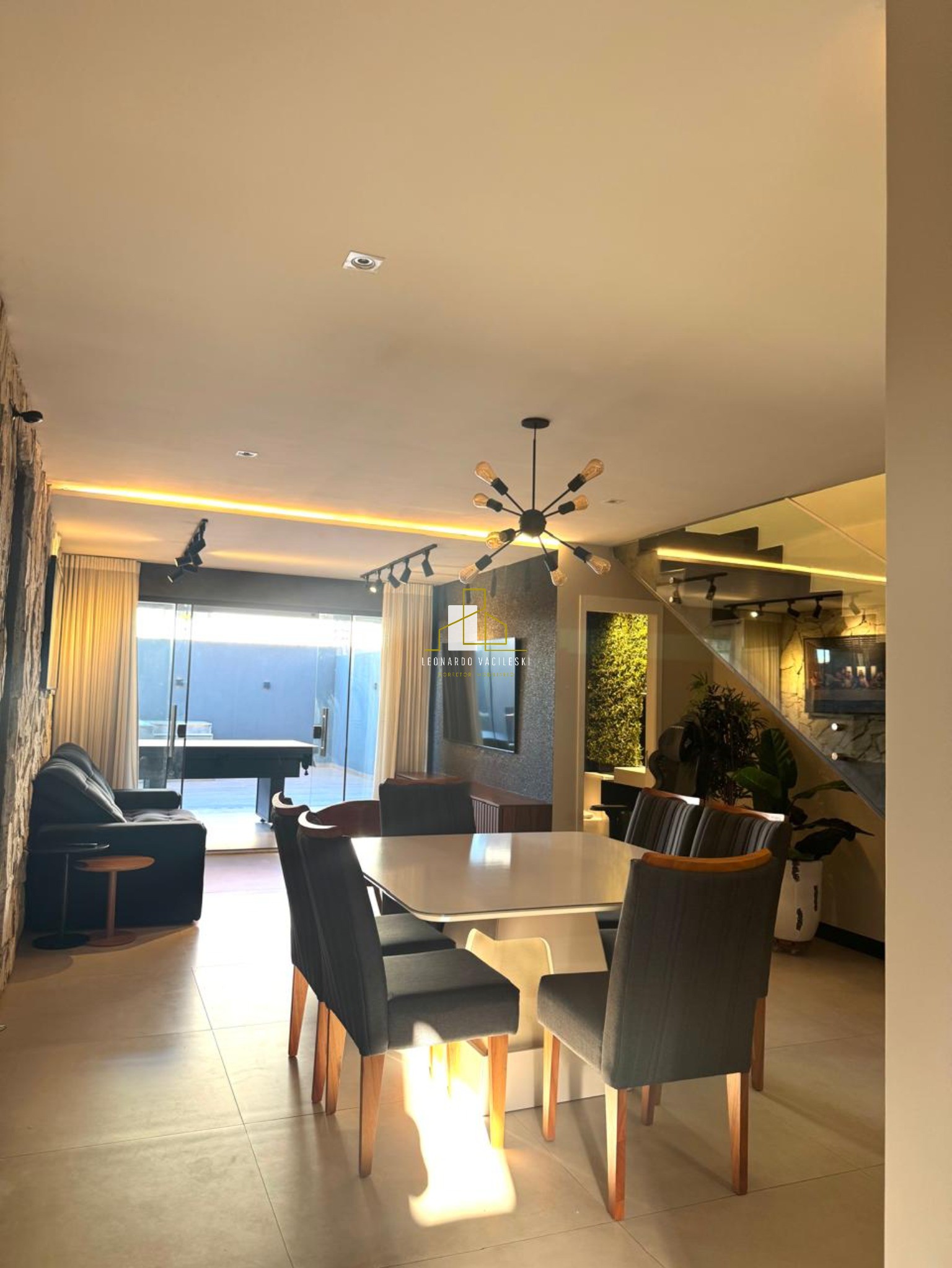 Casa à venda com 3 quartos, 215m² - Foto 5