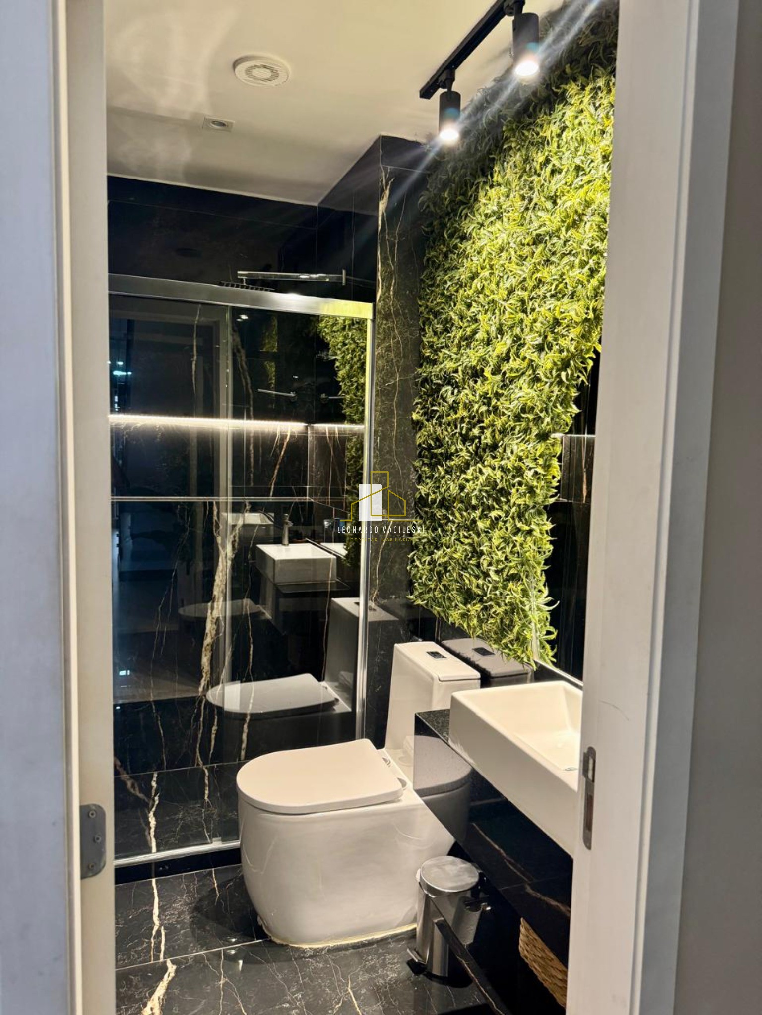 Casa à venda com 3 quartos, 215m² - Foto 11