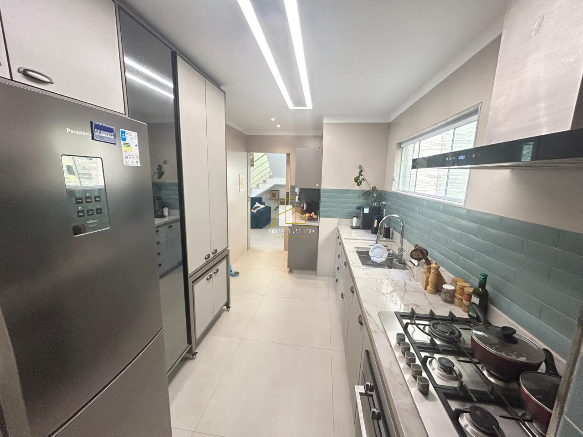 Casa à venda com 4 quartos, 175m² - Foto 5
