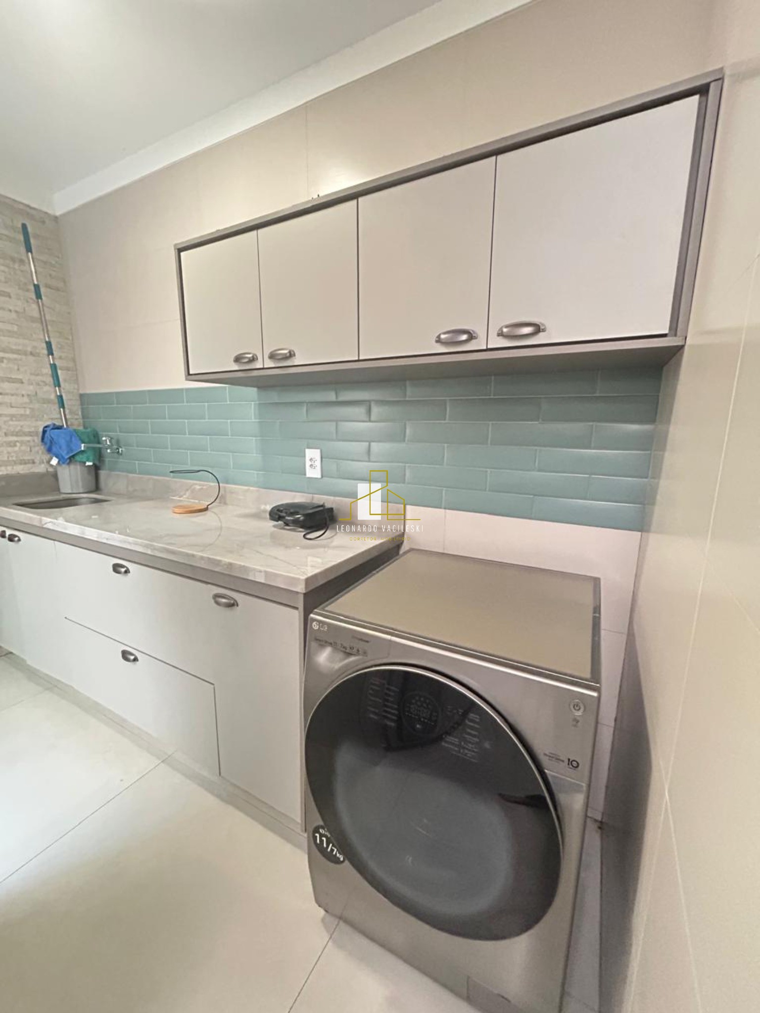 Casa à venda com 4 quartos, 175m² - Foto 8