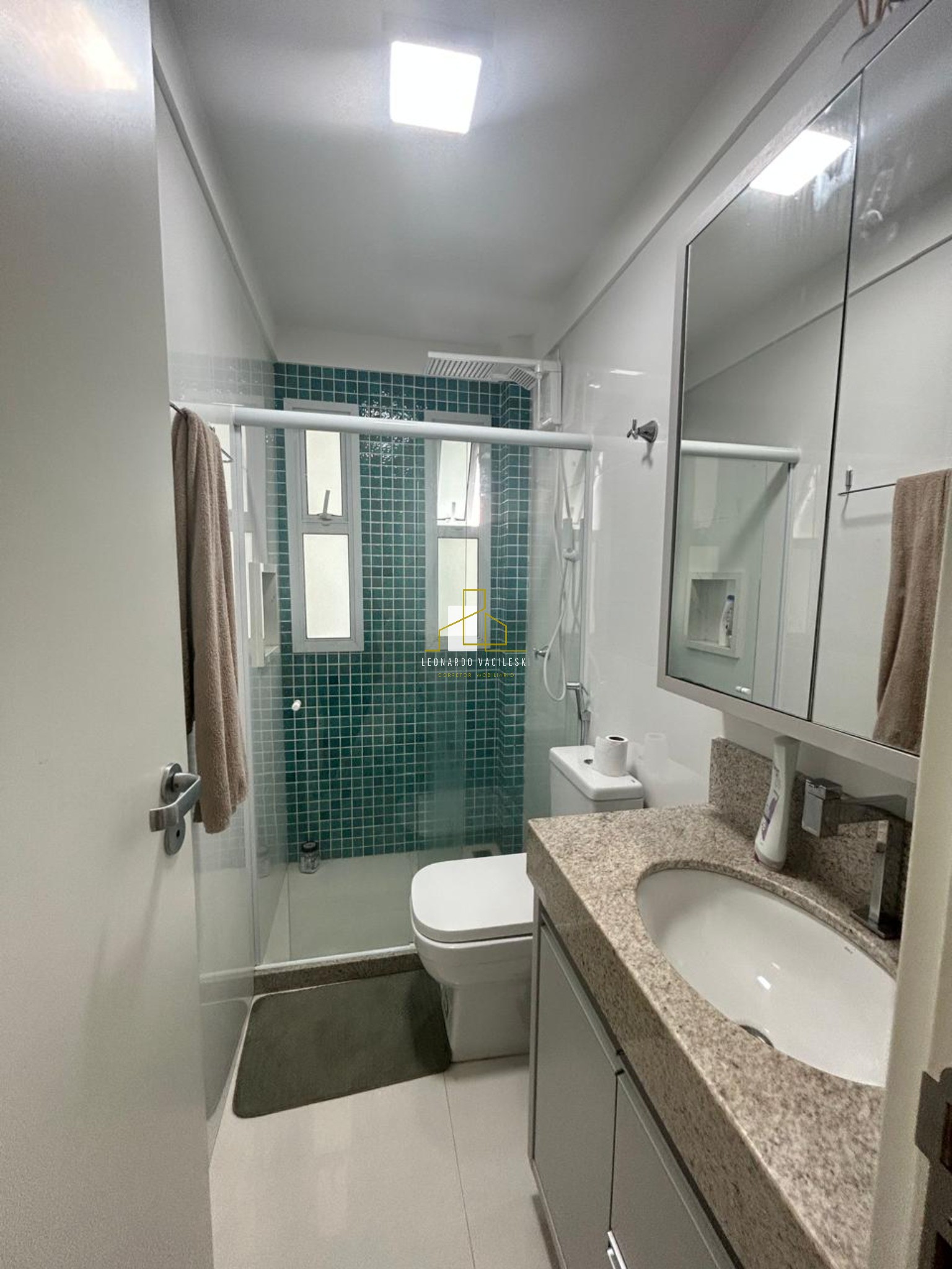 Casa à venda com 4 quartos, 175m² - Foto 13