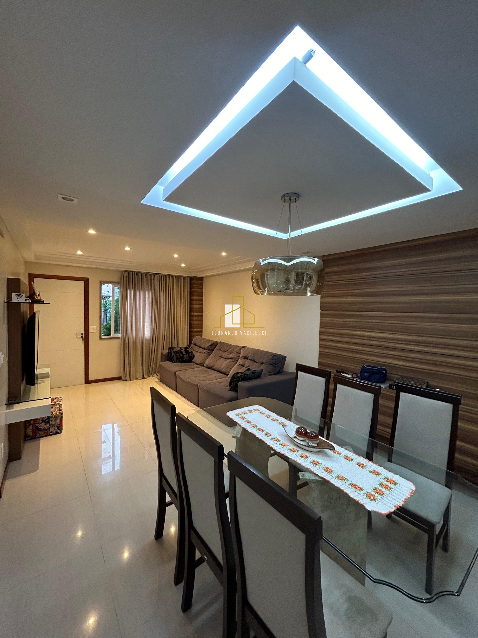 Casa, 4 quartos, 230 m² - Foto 4