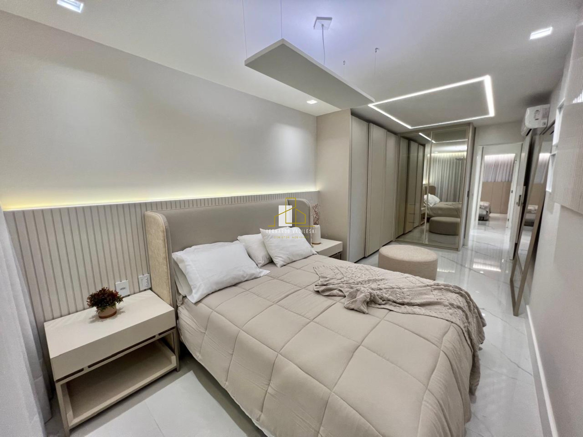 Cobertura à venda com 4 quartos, 330m² - Foto 21