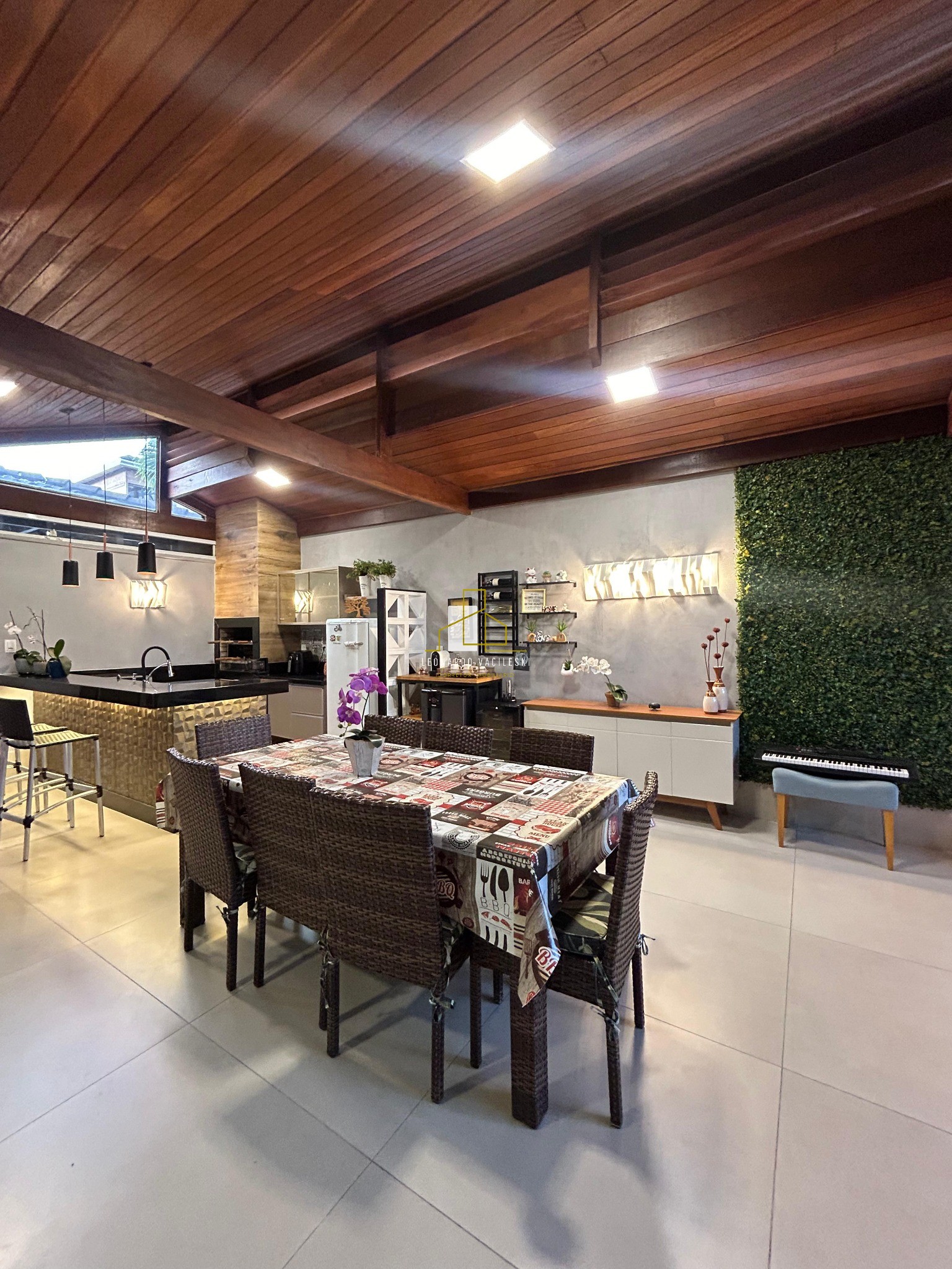 Casa, 4 quartos, 230 m² - Foto 7