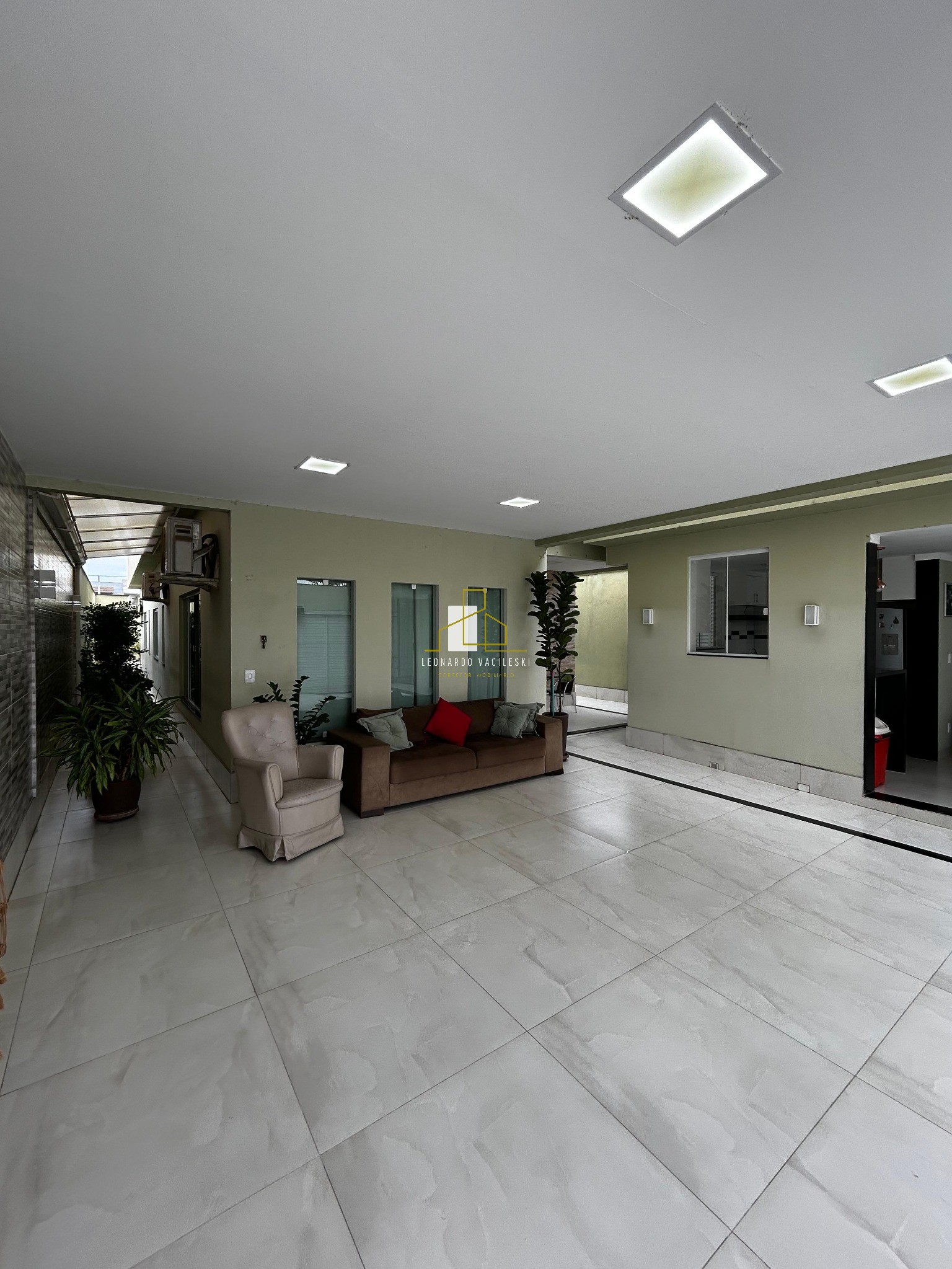 Casa, 3 quartos, 250 m² - Foto 12